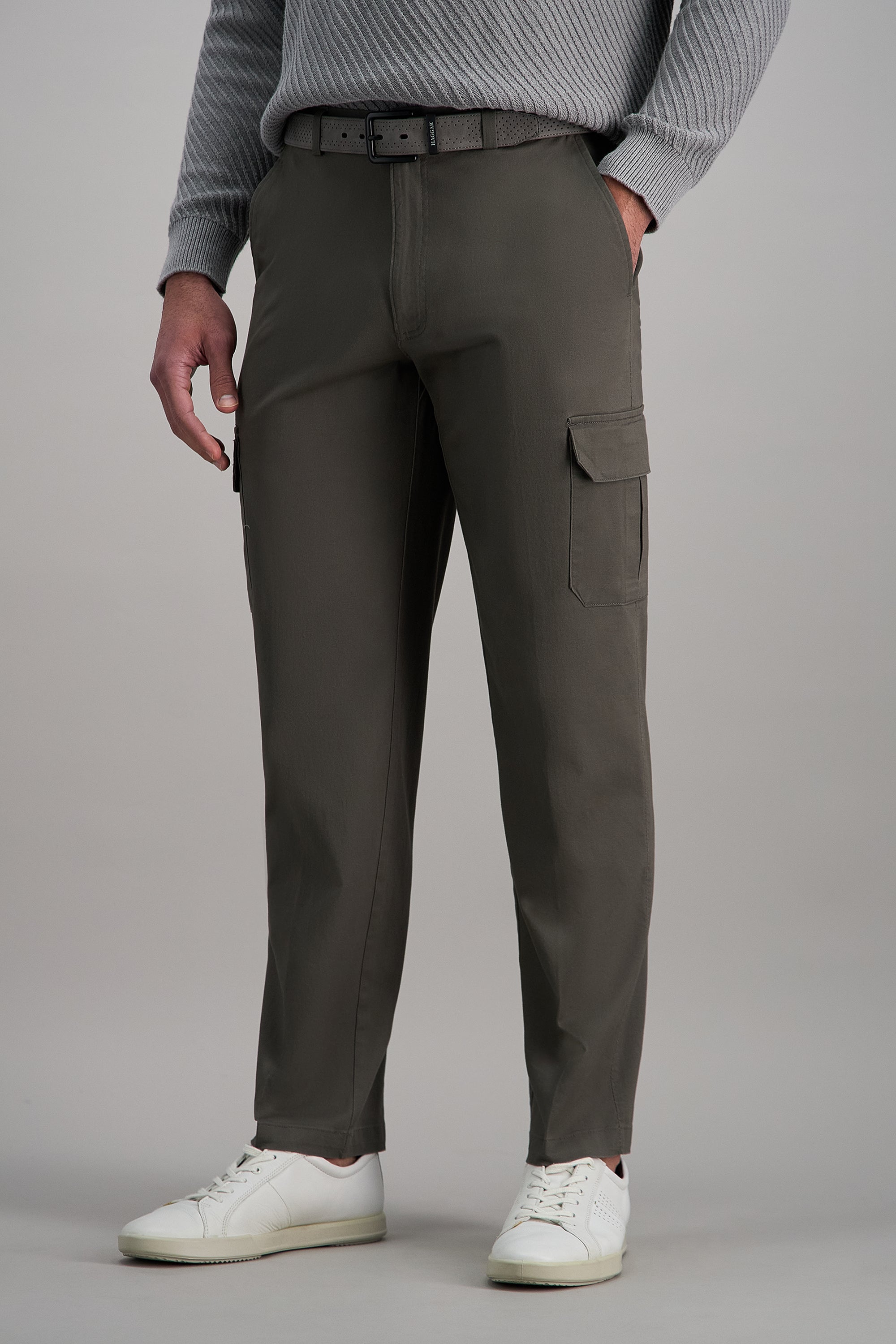 Haggar Mens Pants Haggar Slim Fit Pants Haggar Premium Stretch Dress Pants In Red Size: 32 Haggar Mens Pants Haggar Slim Fit Pants Haggar Premium Stretch Dress Pants In Red Size: 32