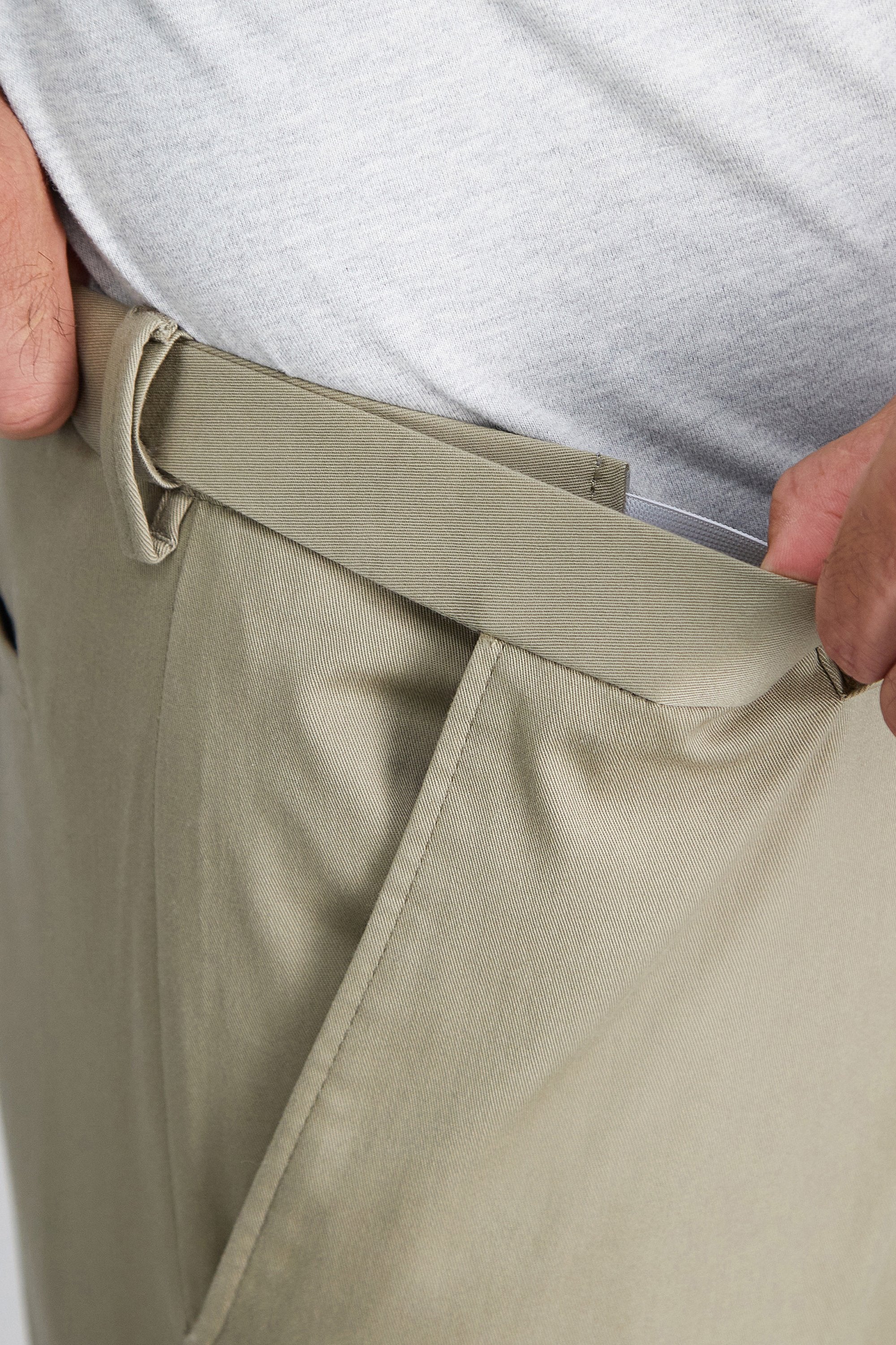Iron Free Premium Khaki, , hi-res