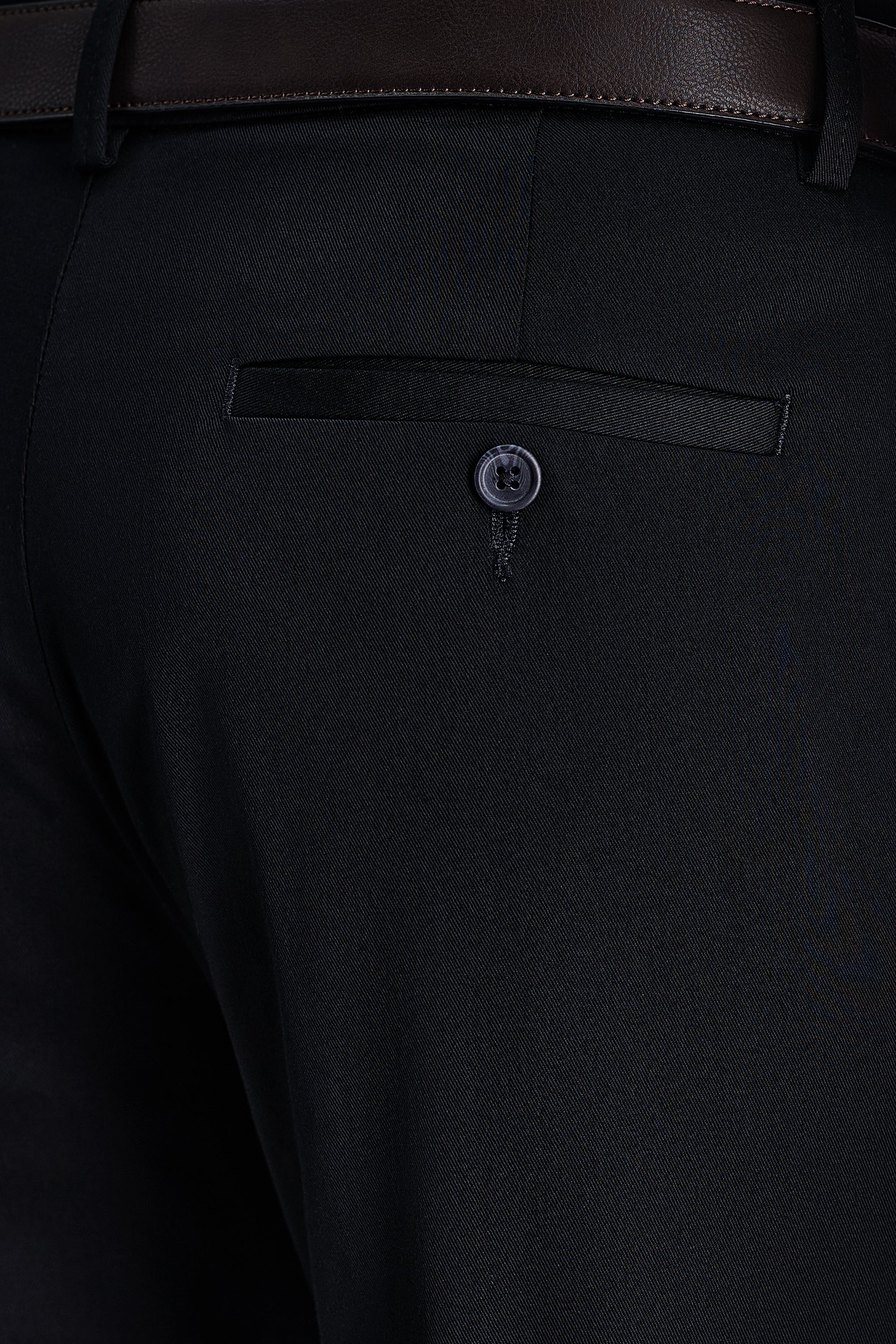 Premium No Iron Khaki Pant - Haggar.com