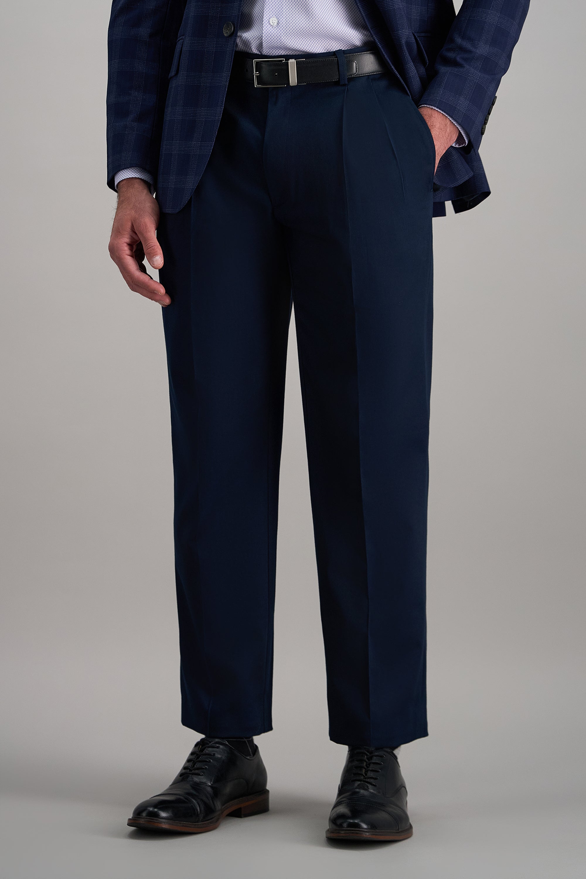 Premium No Iron Khaki - Haggar.com