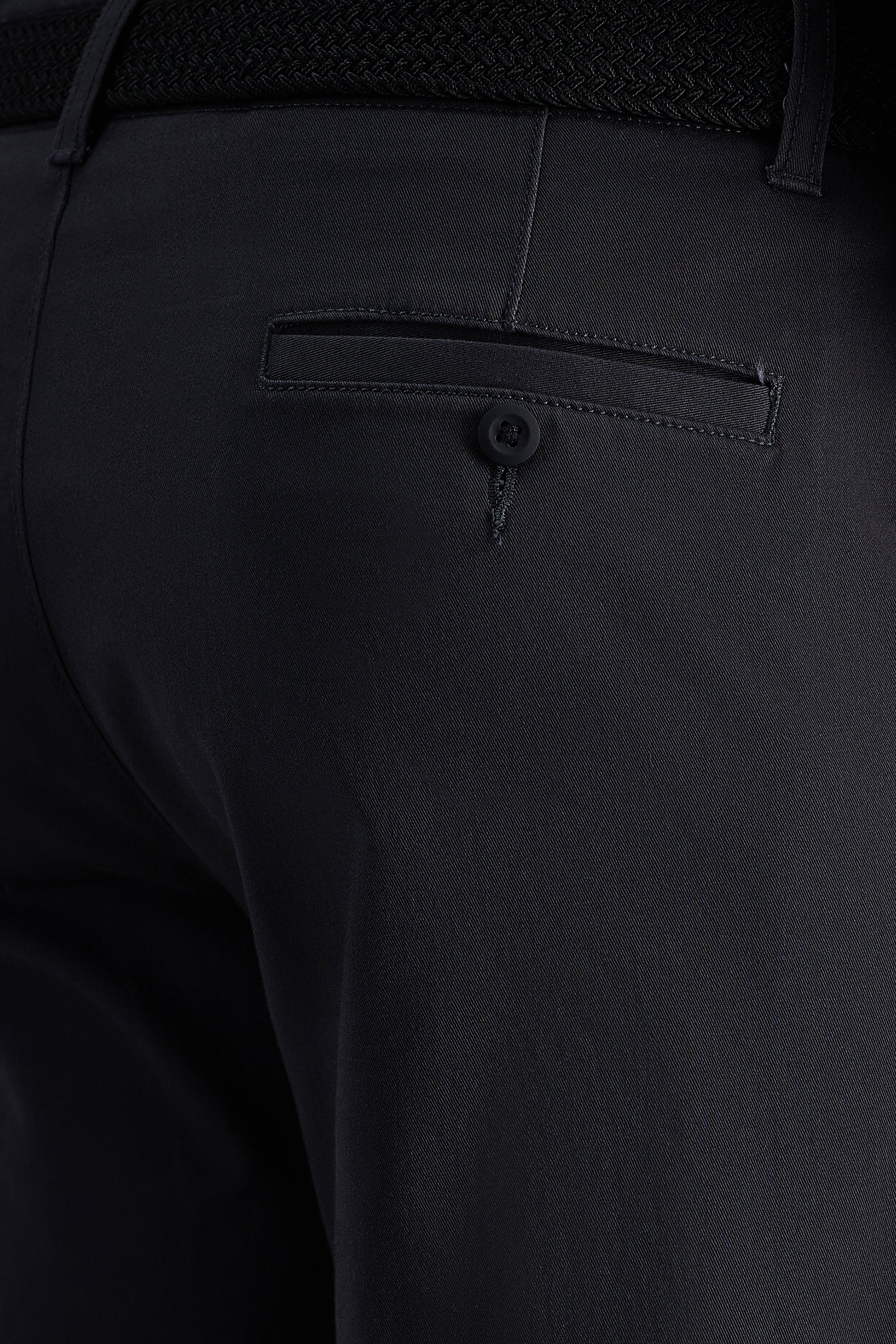 Life Khaki™ Comfort Pant - Haggar.com