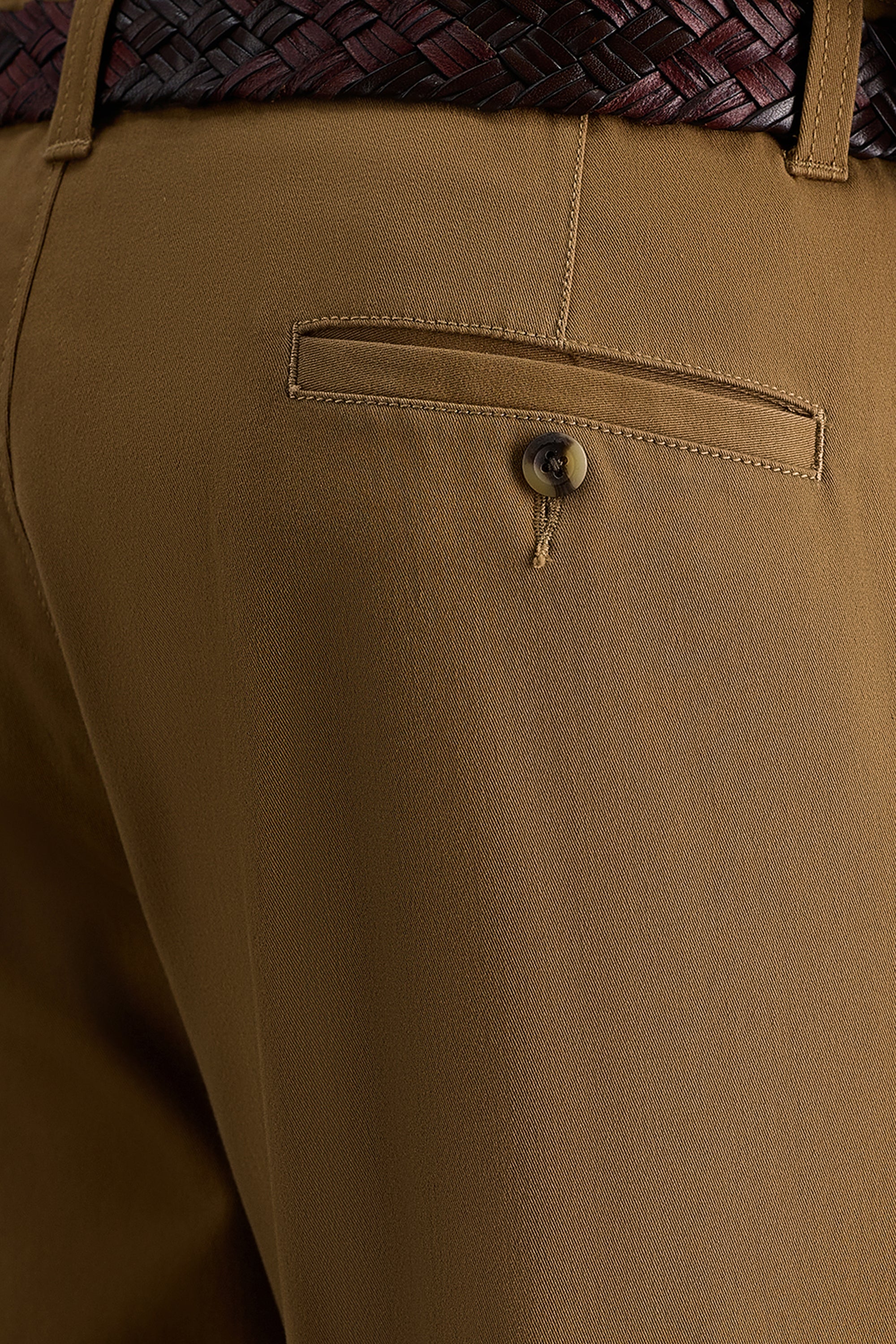 Life Khaki™ Comfort Pant - Haggar.com