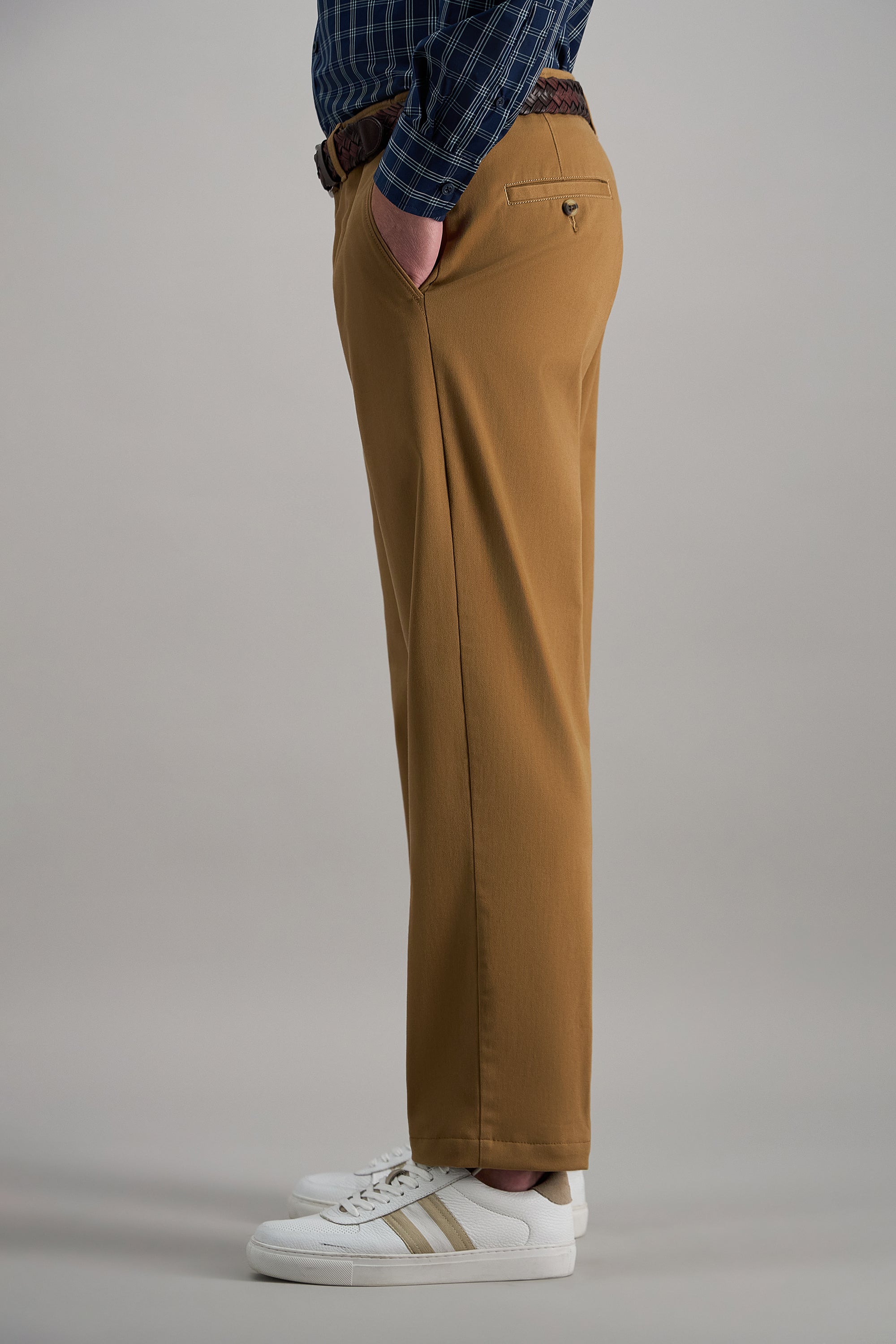 Life Khaki™ Comfort Pant - Haggar.com