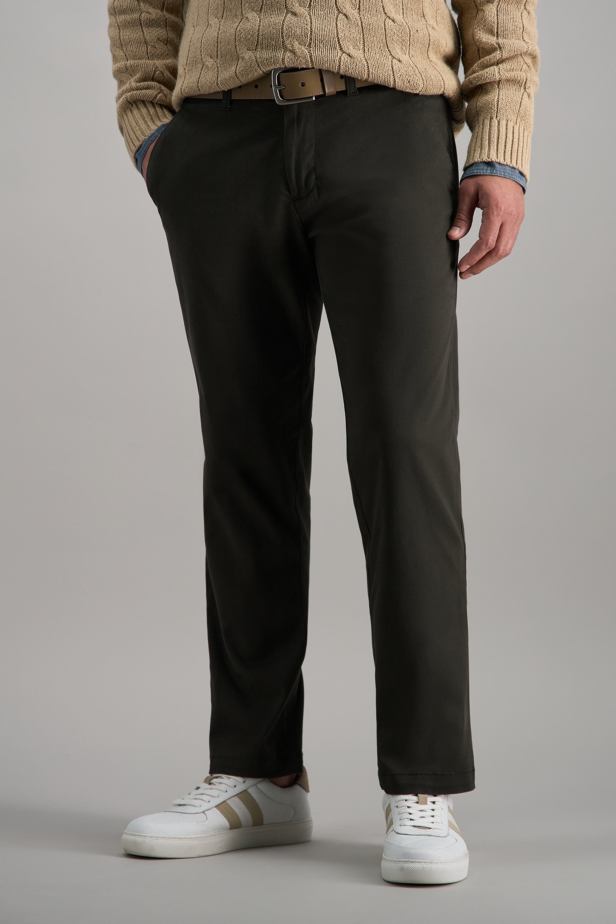 Life Khaki™ Comfort Pant - Haggar.com