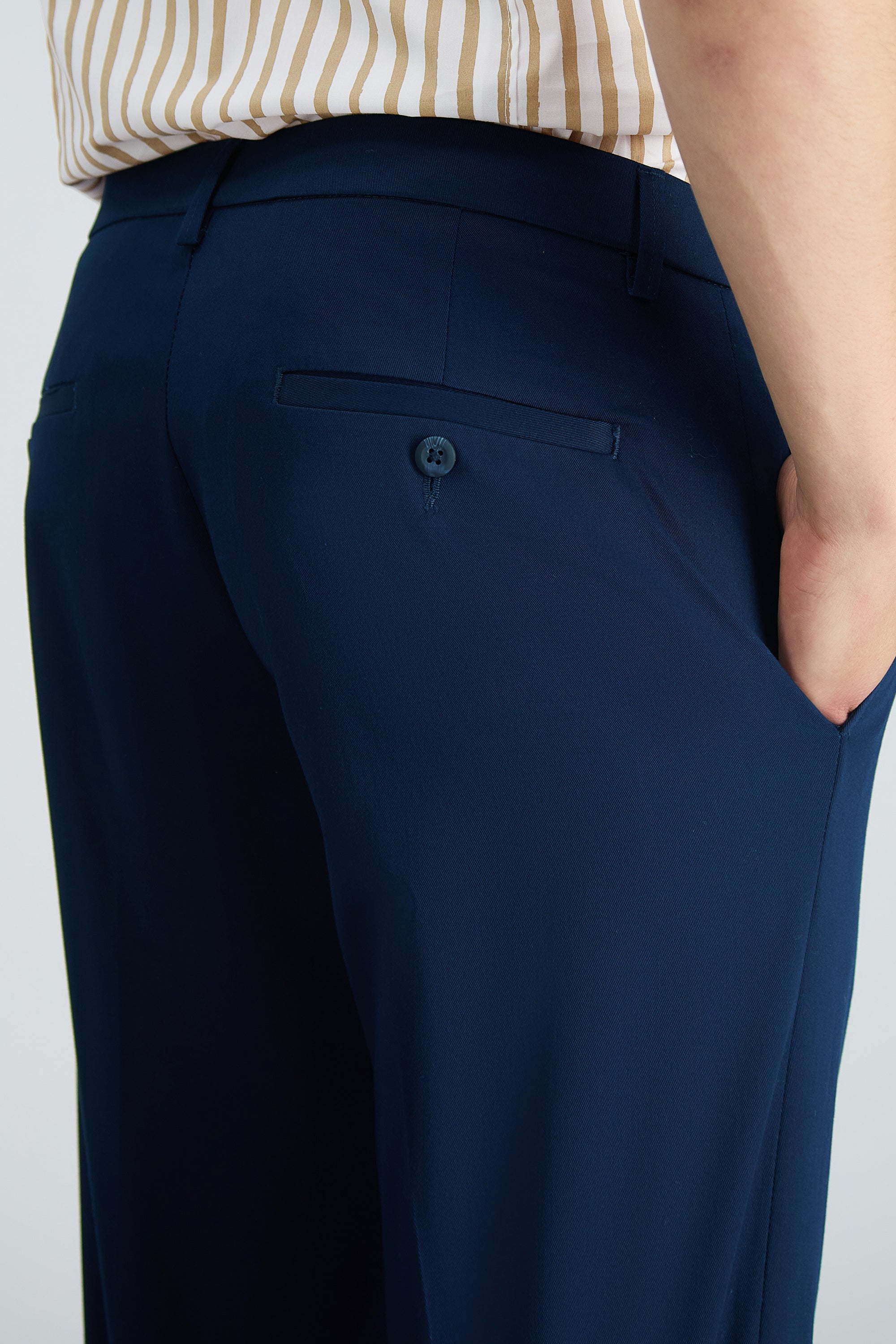 Iron Free Premium Khaki, , hi-res