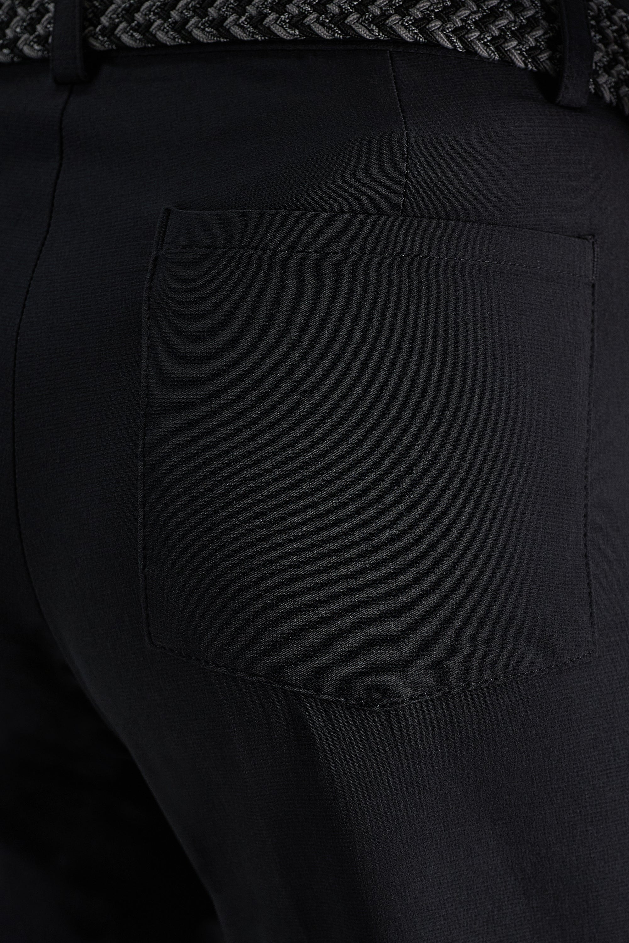 The Active Series™ 5-Pocket Tech Pant - Haggar.com