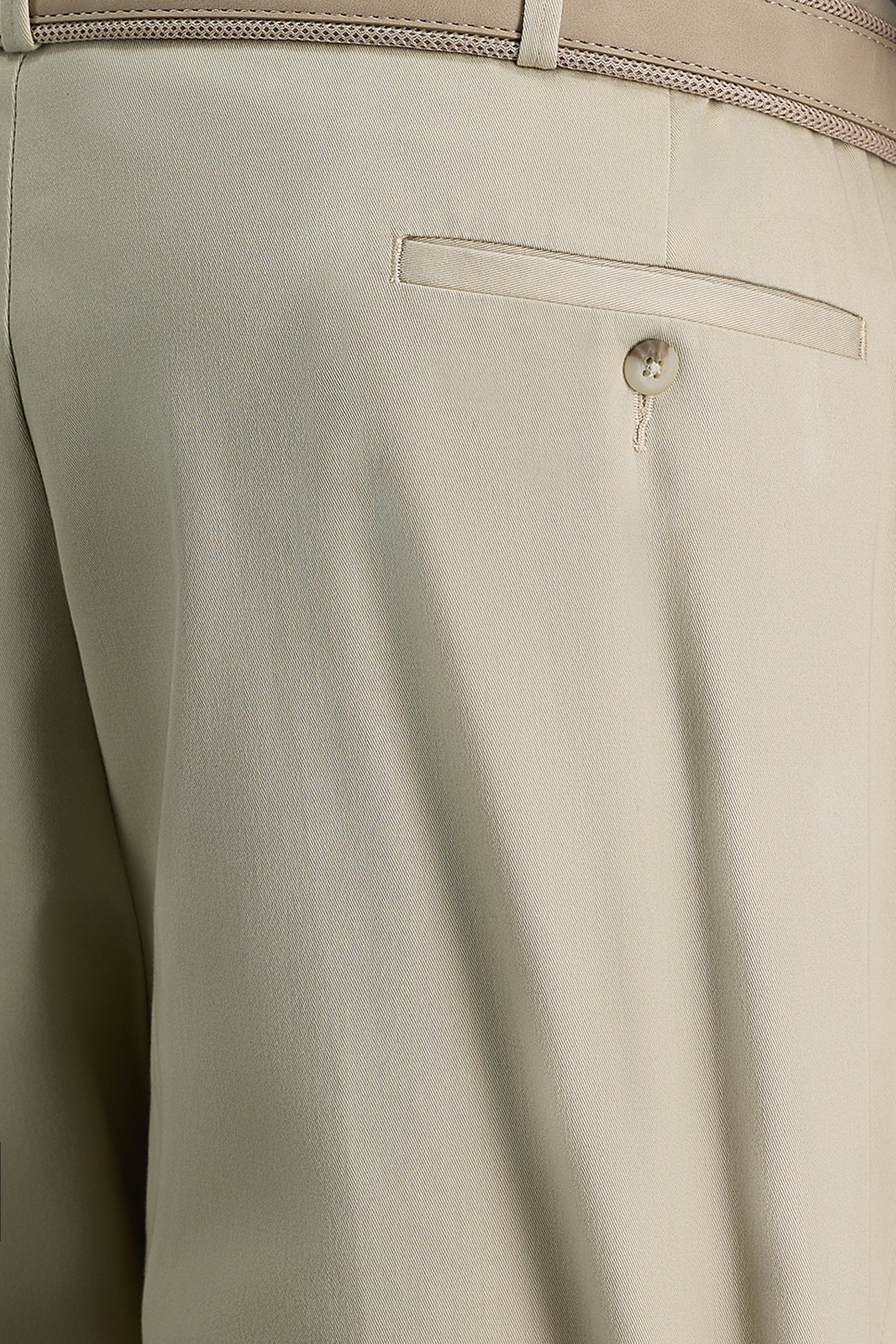 Big & Tall Iron Free Premium Khaki - Haggar.com#color_sand