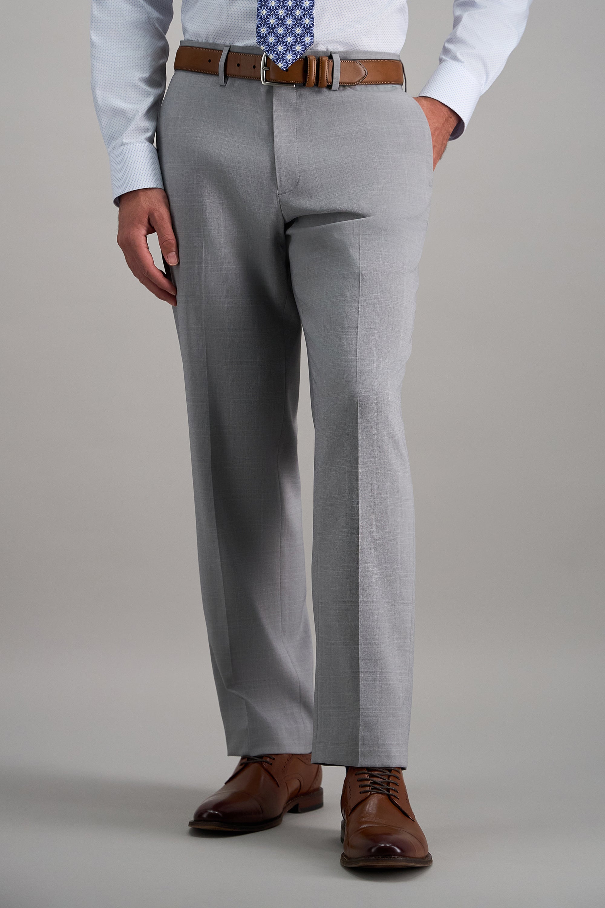 Haggar Premium Comfort Dress Pants in Silver