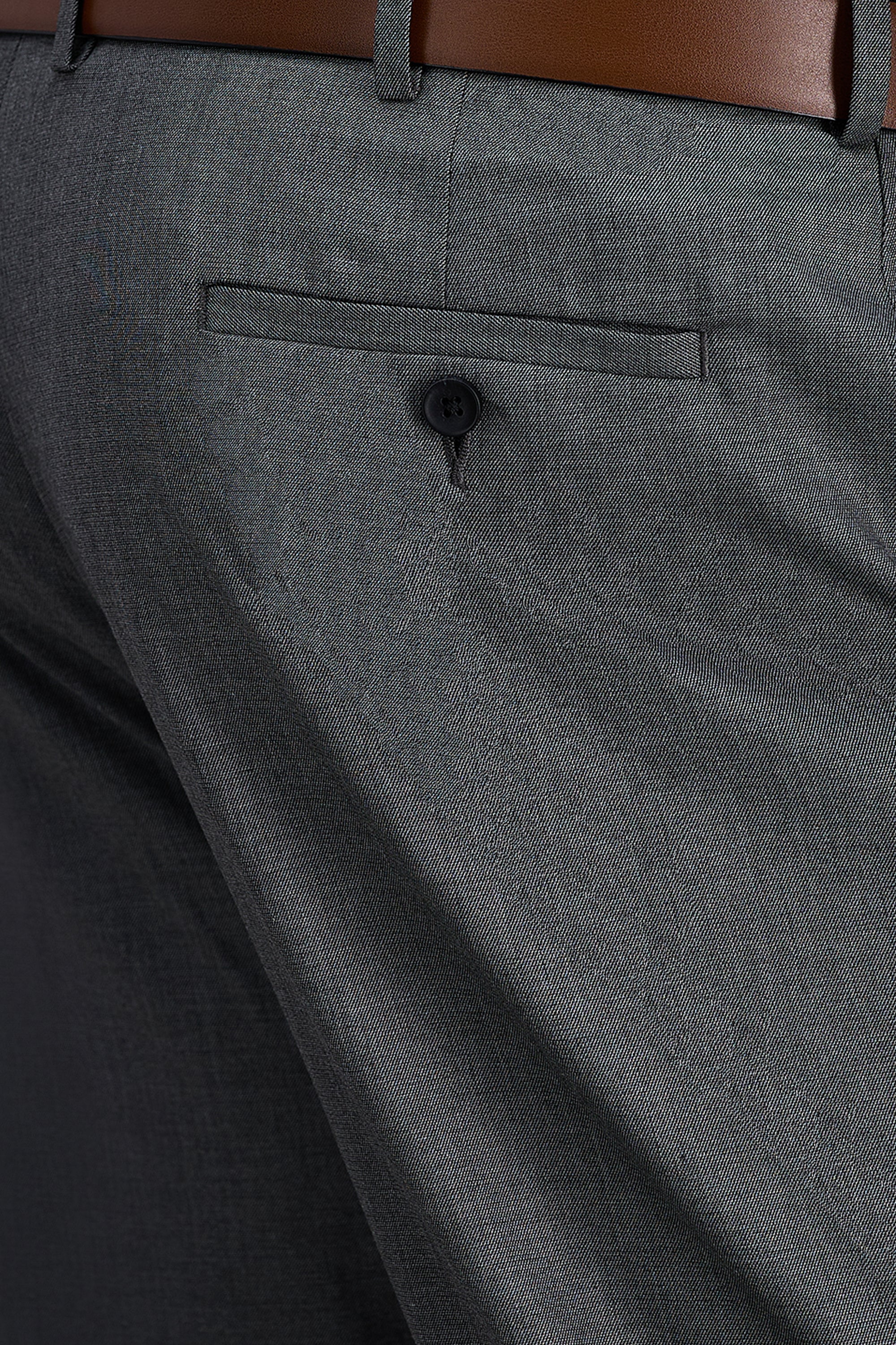 #color_med grey