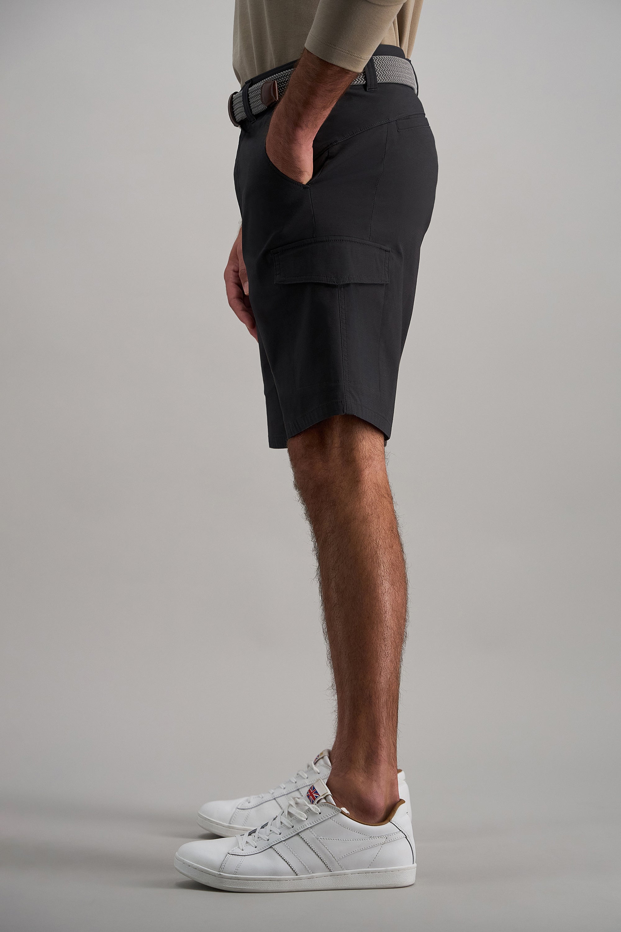 The Active Series™ Cargo Trek Shortㅤ