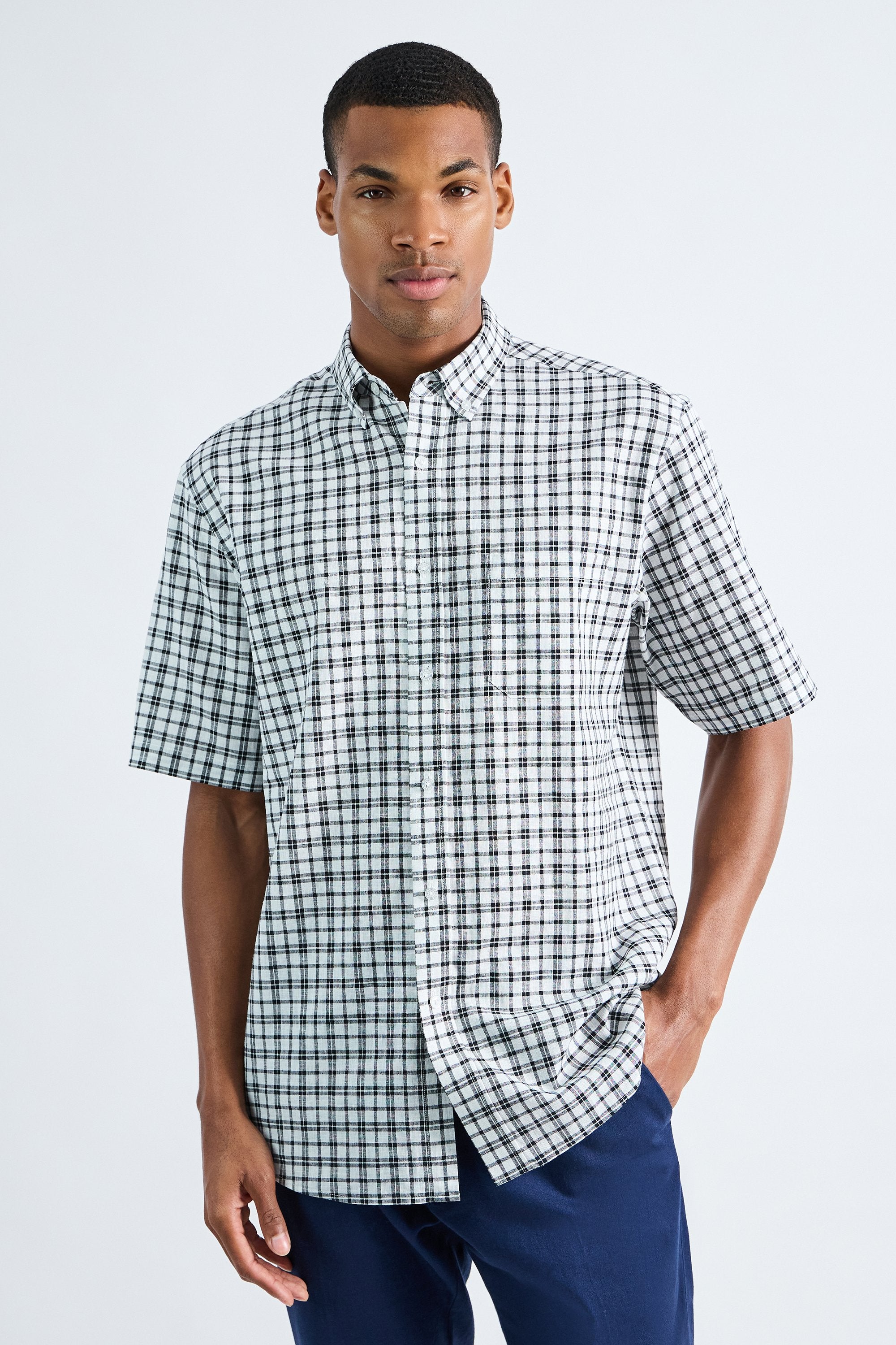 Life Khaki™ Short Sleeve Button-Down Linen Shirt, , hi-res