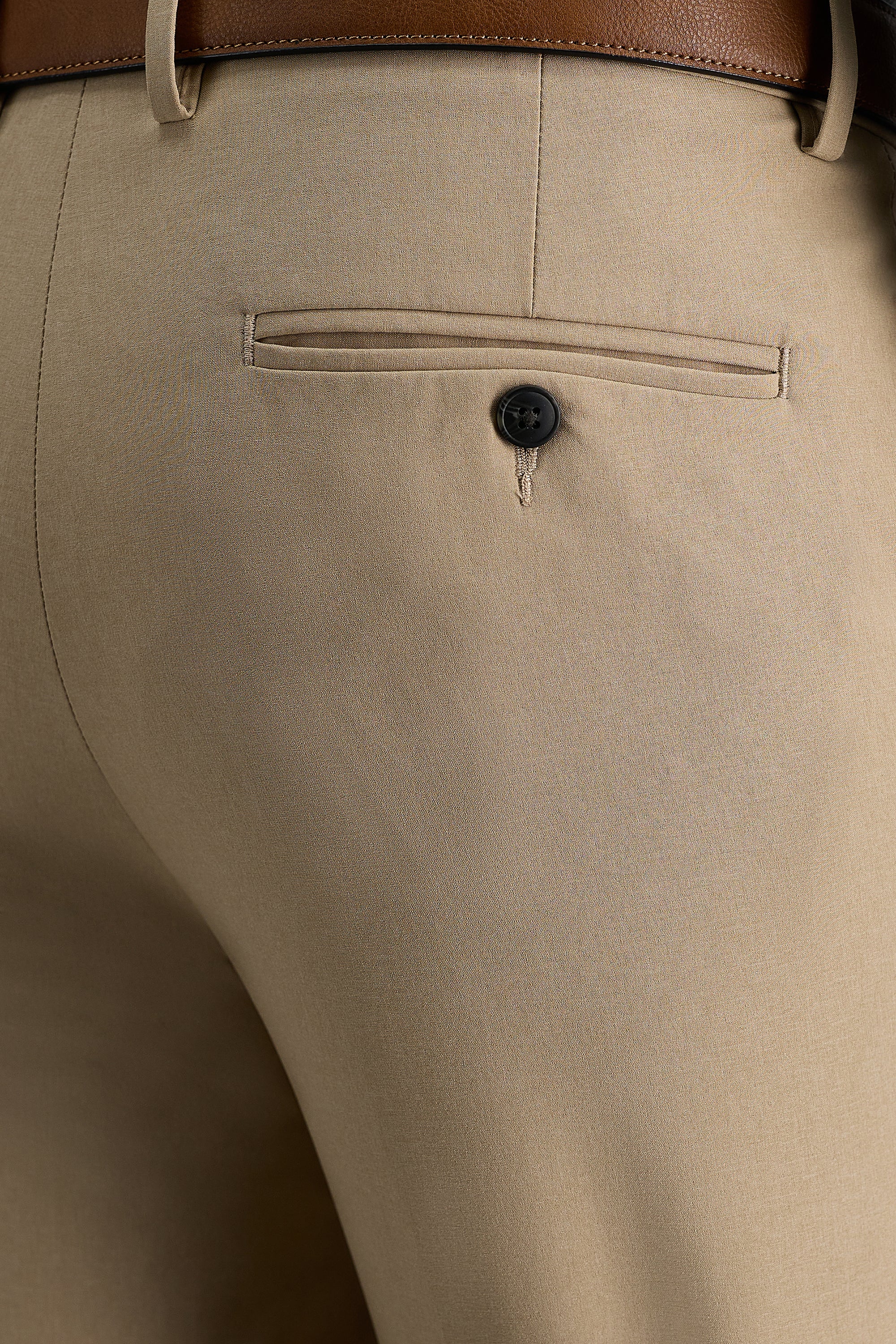 Smart Wash® Sorona Suit Pant - Haggar.com#color_khaki