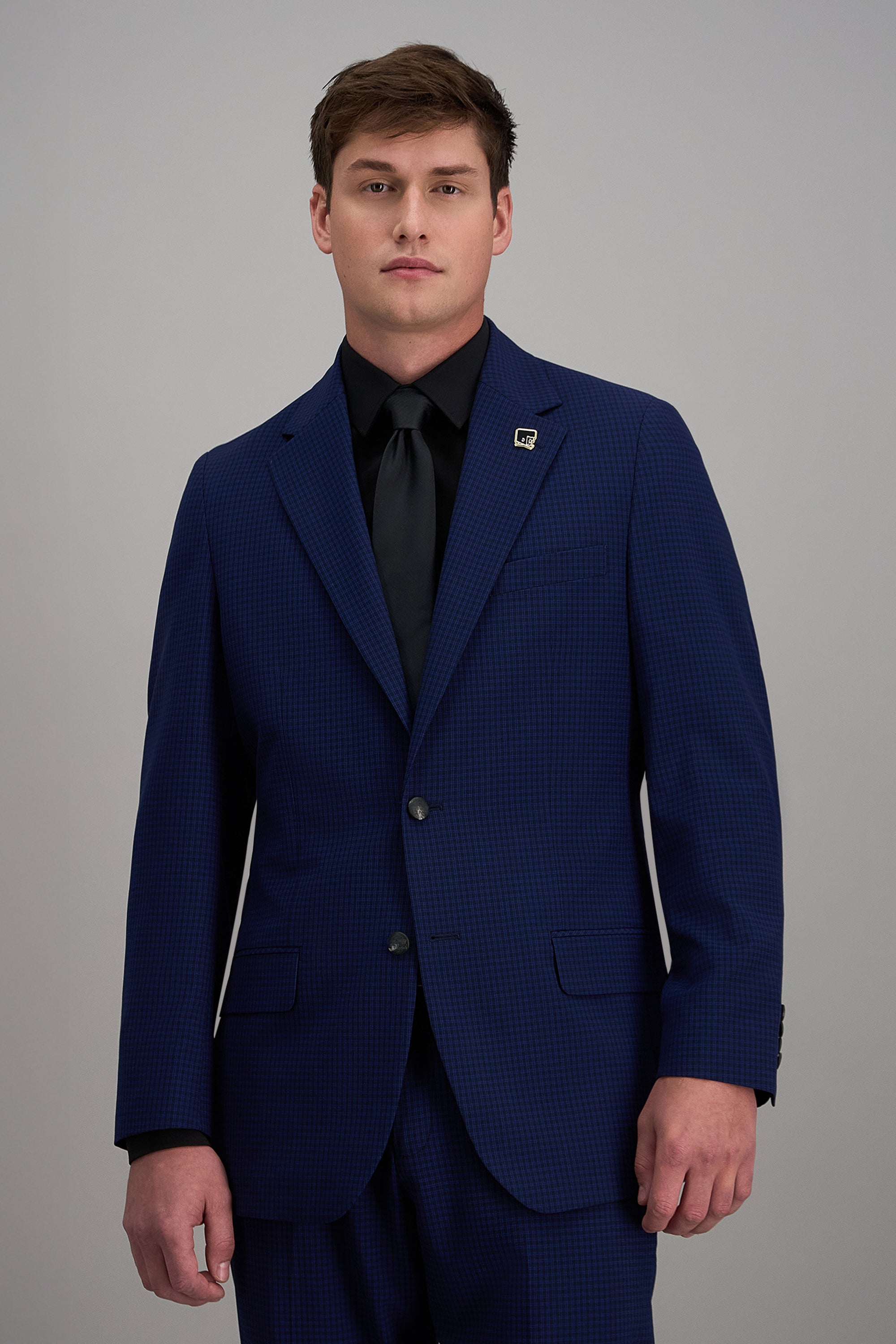 Haggar Pro Football Hall of Fame suit coat, men's tailored jacket in dark fabric with notch lapels and classic fit.#color_blue