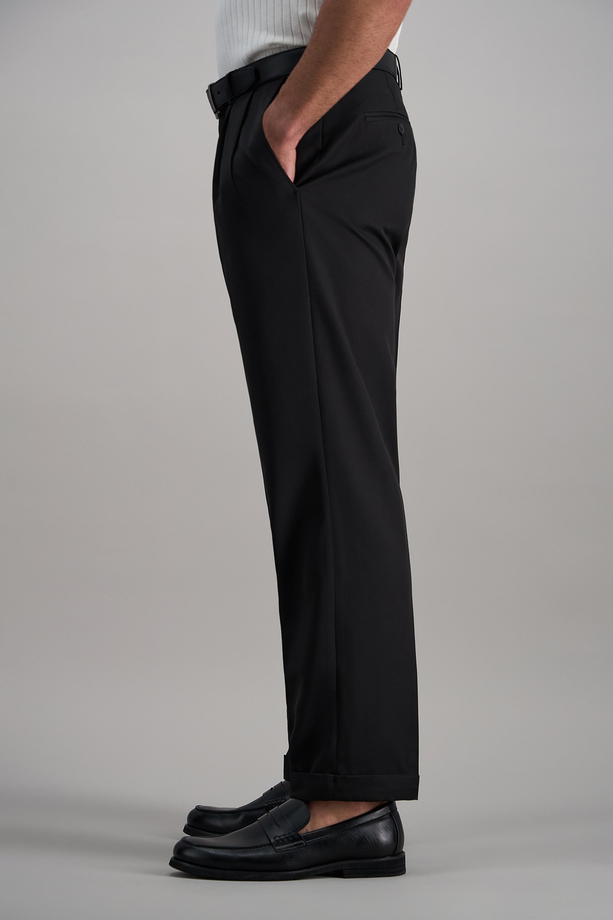 Mynx Gabardine Dress Pant | Haggar.com