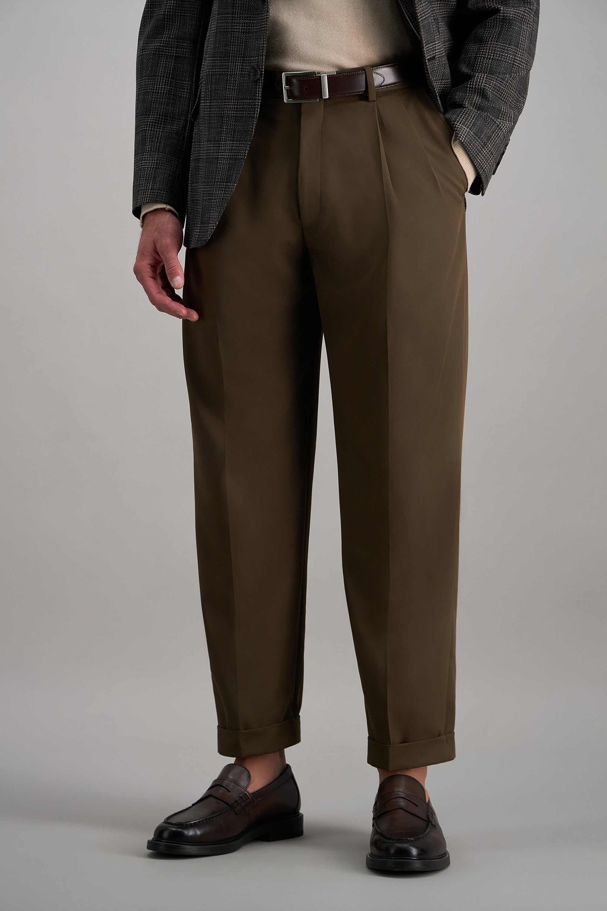 Mynx Gabardine Dress Pant | Haggar.com