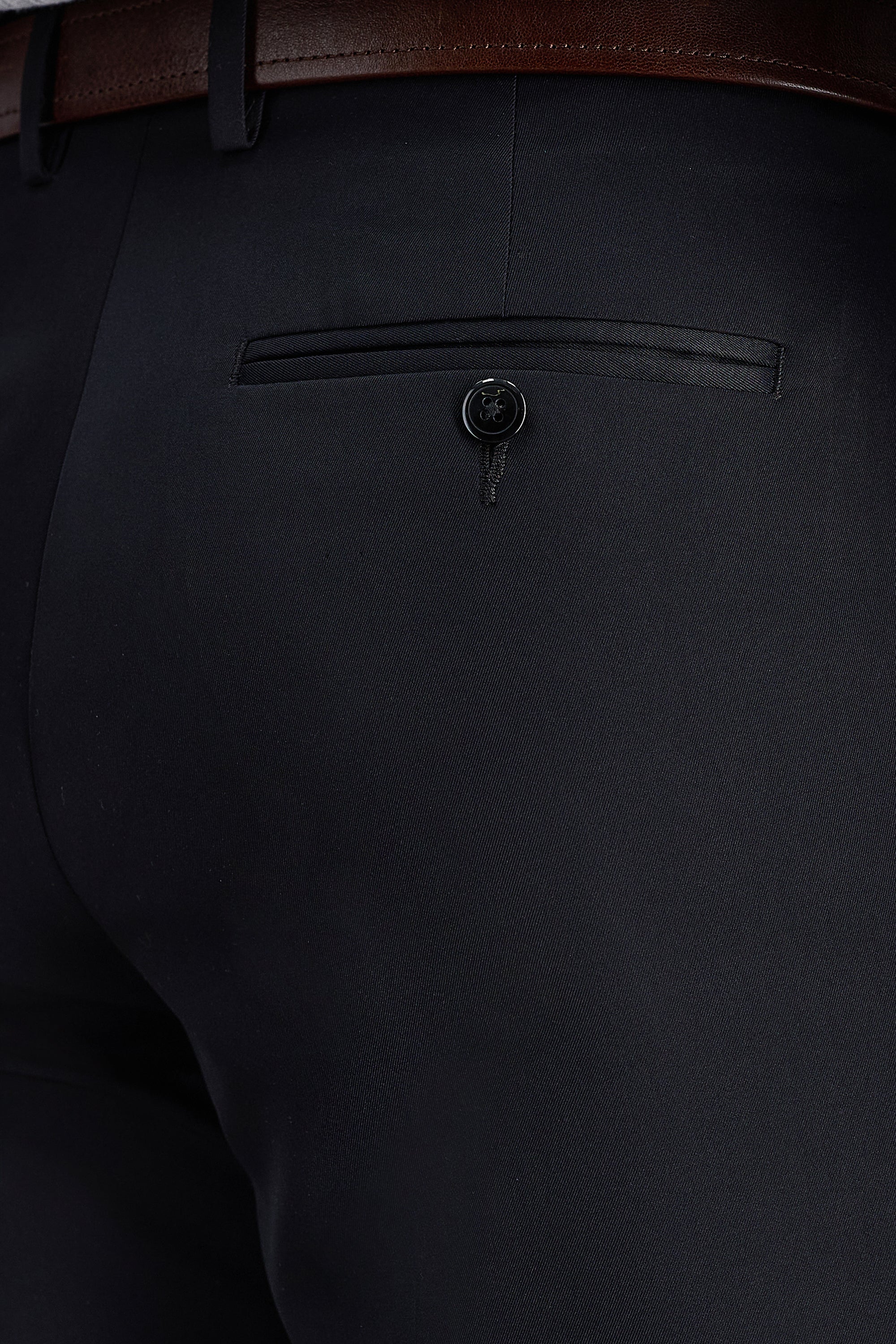 Mynx Gabardine Dress Pant | Haggar.com