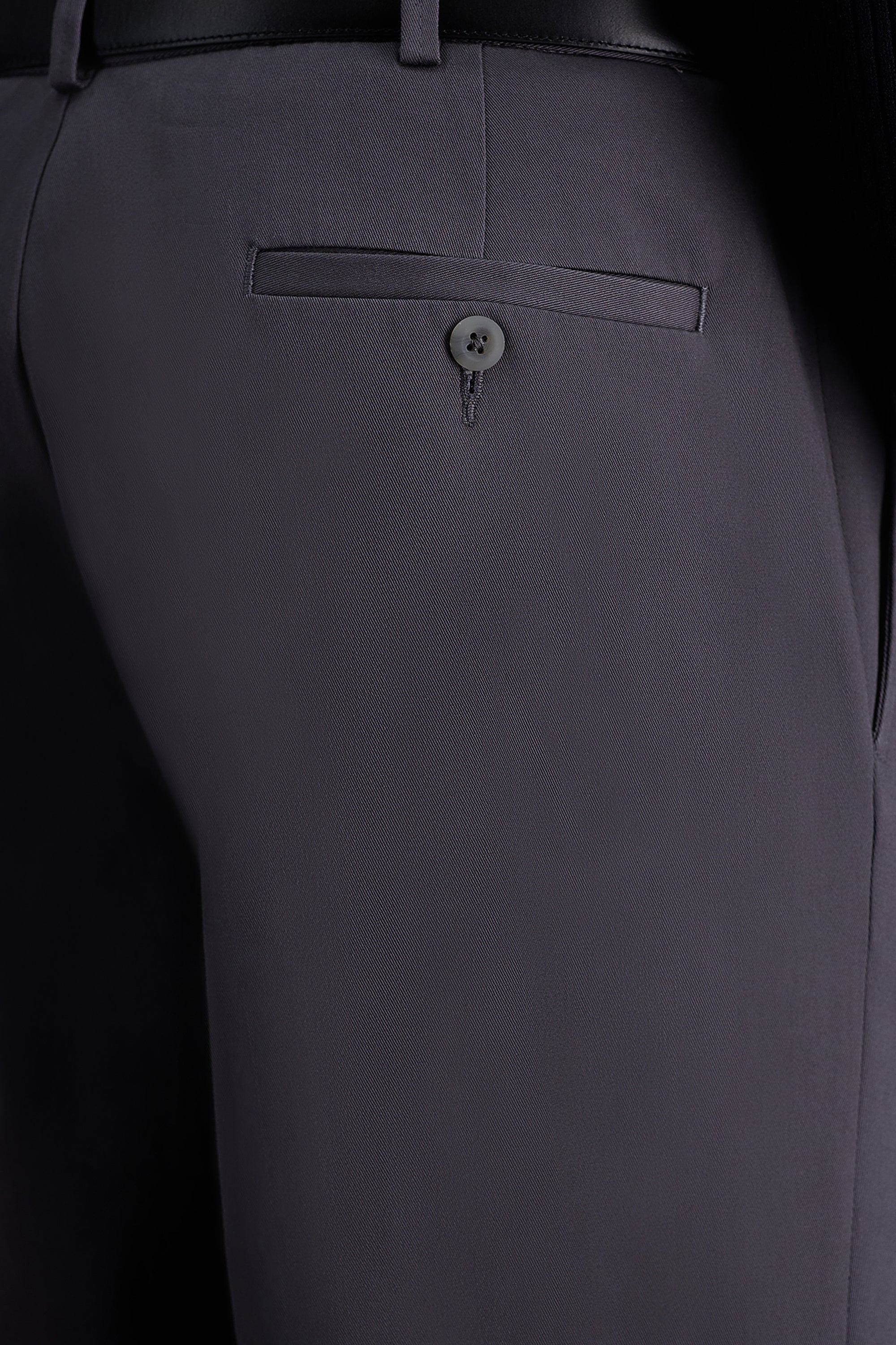Iron Free Premium Khaki