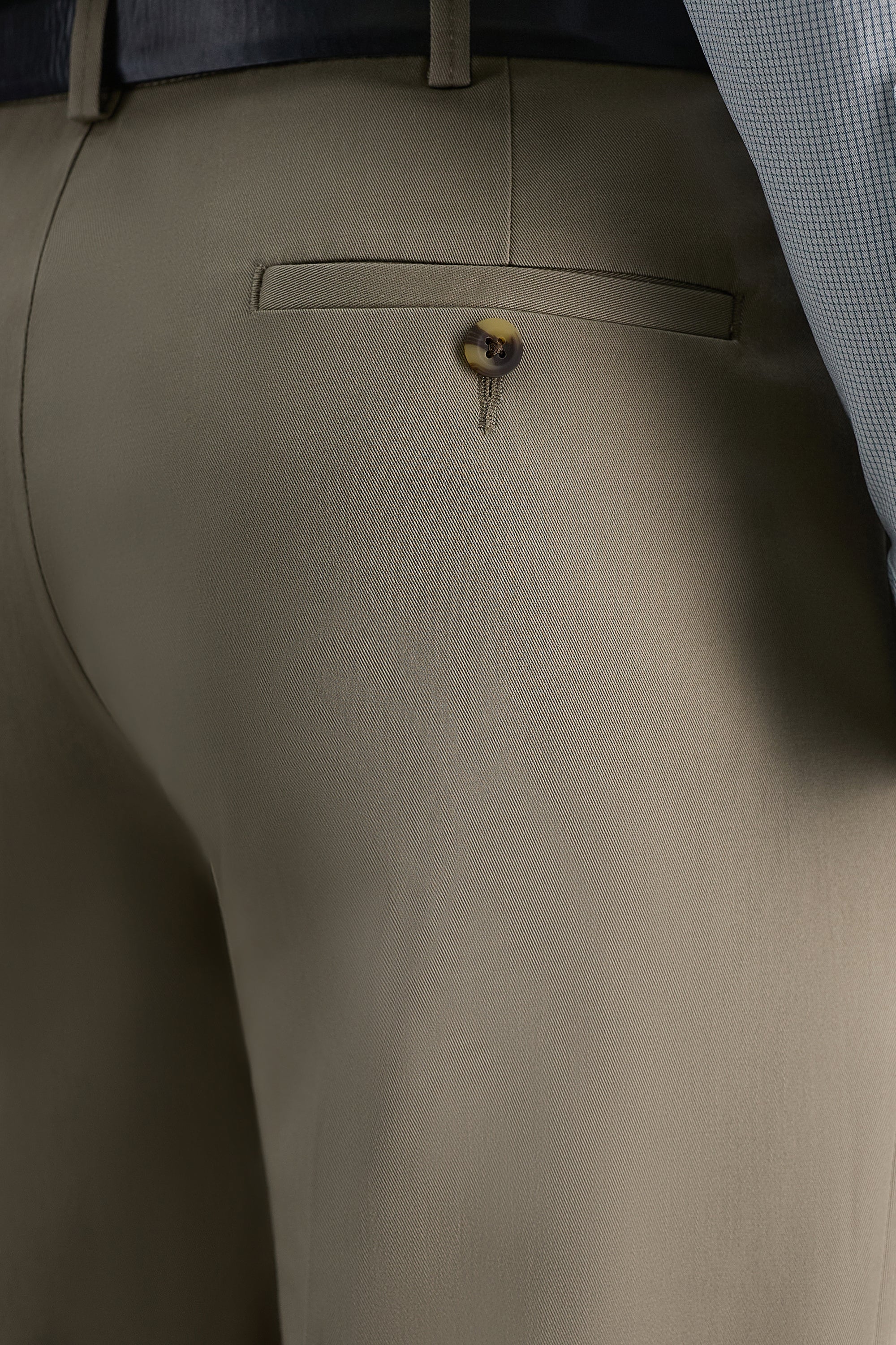 Iron Free Premium Khaki