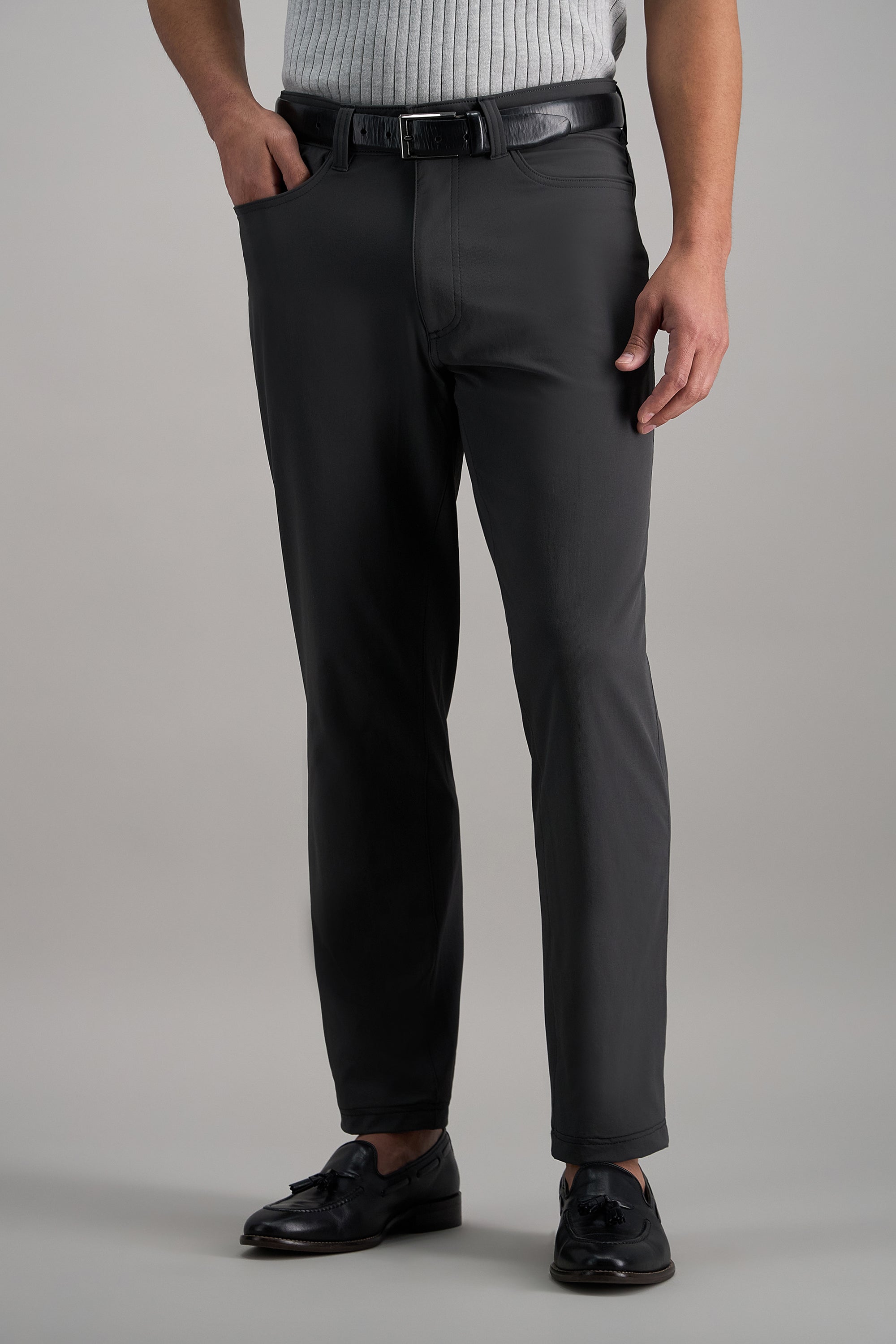 Haggar® Sport Travel Performance Nylon 5-Pocket Tech Pant  - Haggar.com



#color_dark grey