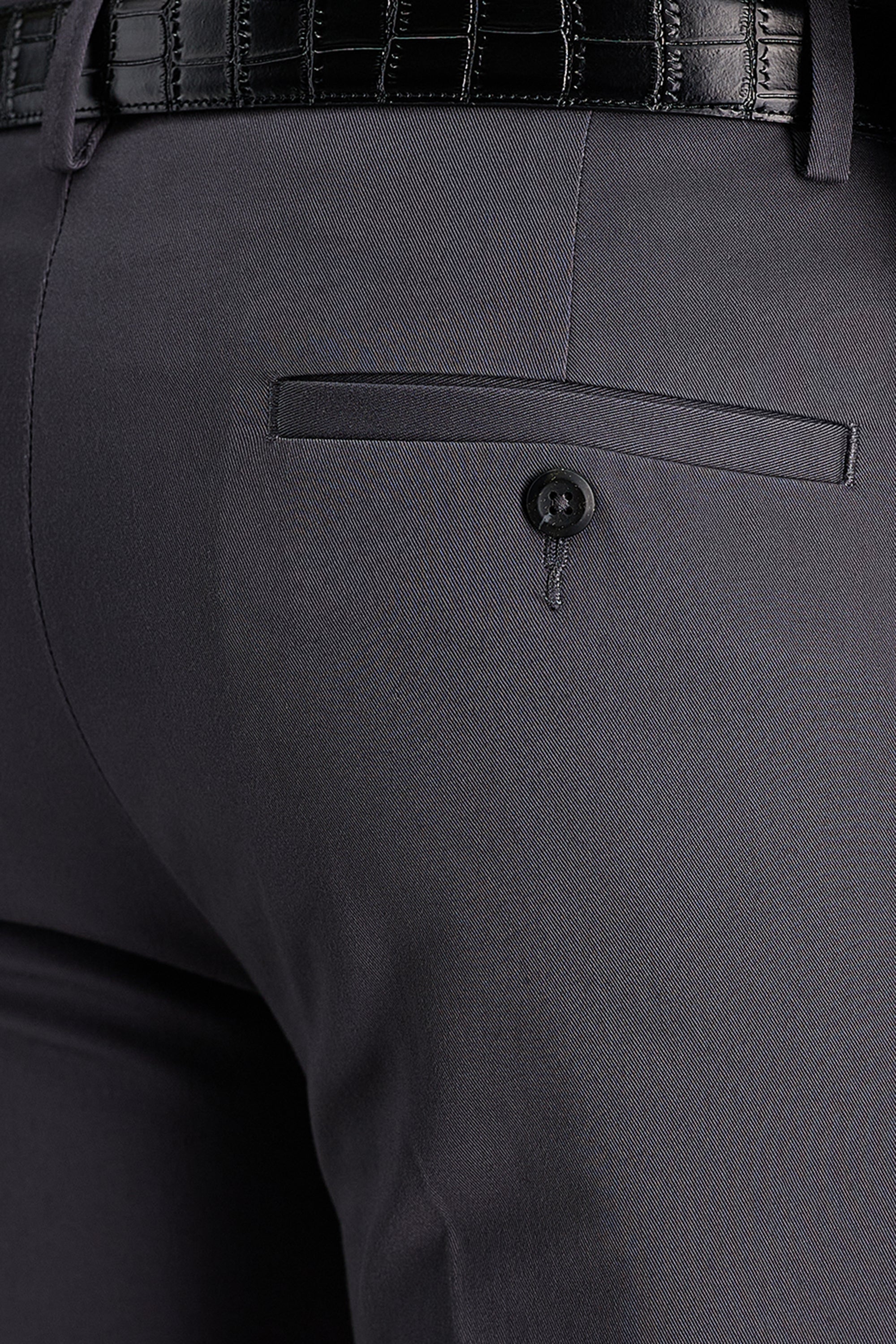 Wrinkle Free Performance Khaki Pant