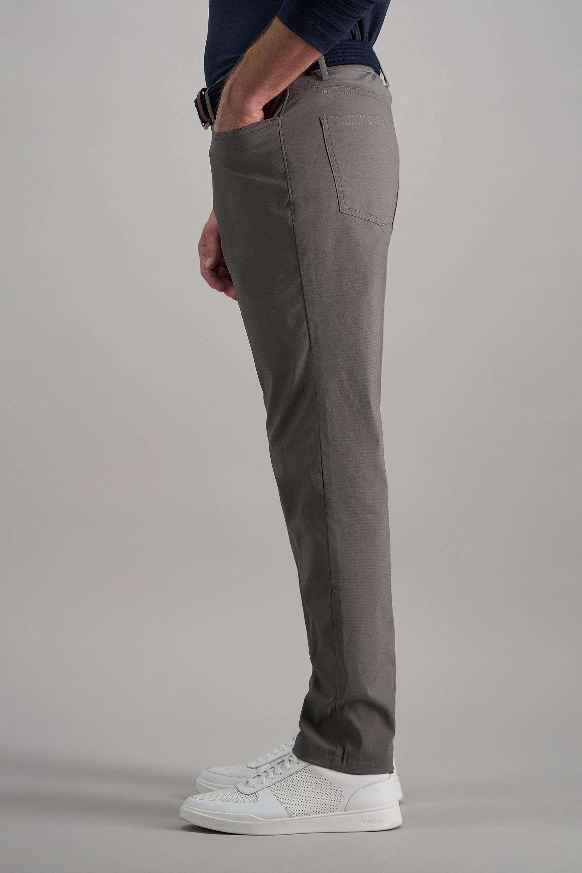 The Active Series™ City Flex 5-Pocket Traveler Pantㅤ