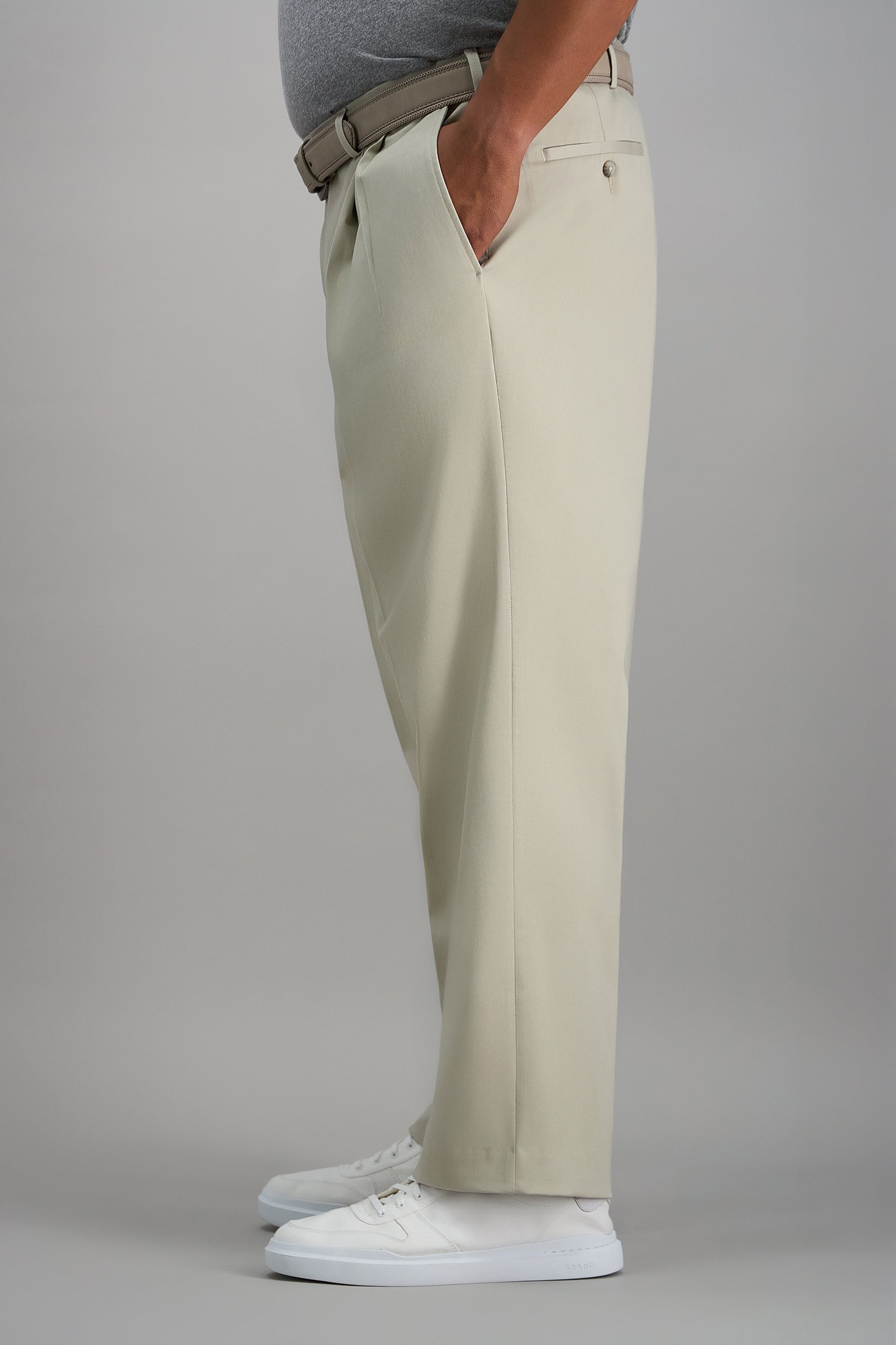 Big & Tall Iron Free Premium Khaki - Haggar.com#color_sand