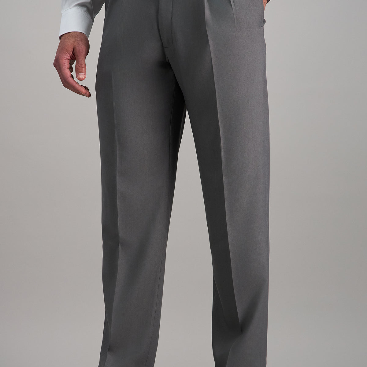 Haggar Premium Comfort Dress Pants, Pleated Front in Dark Chocolate