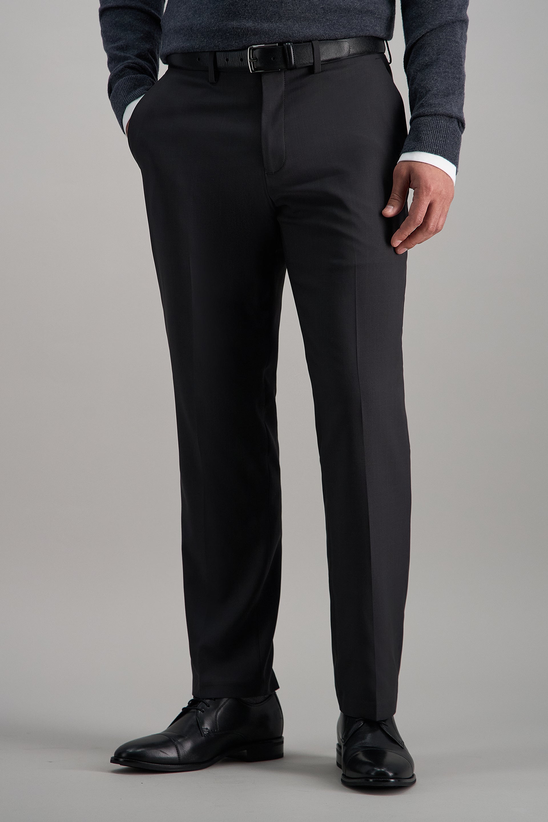 Haggar Premium Comfort Dress Pants in Khaki