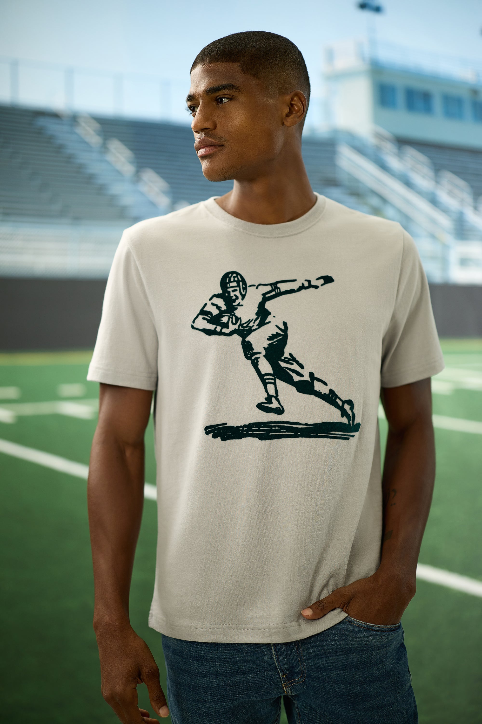 Pro Football Hall of Fame X Haggar - Vintage Player Graphic Tee