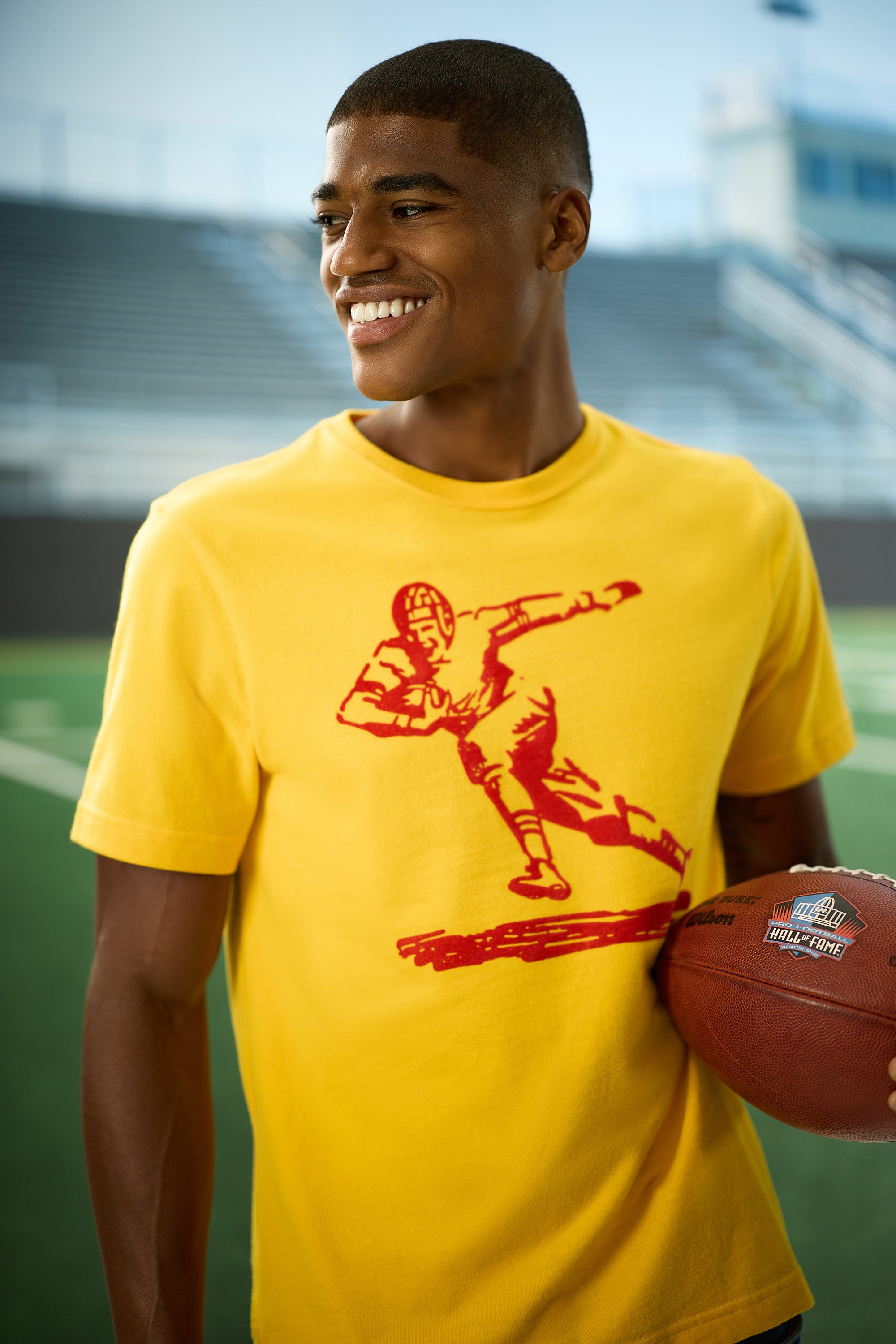 Pro Football Hall of Fame X Haggar - Vintage Player Graphic Tee