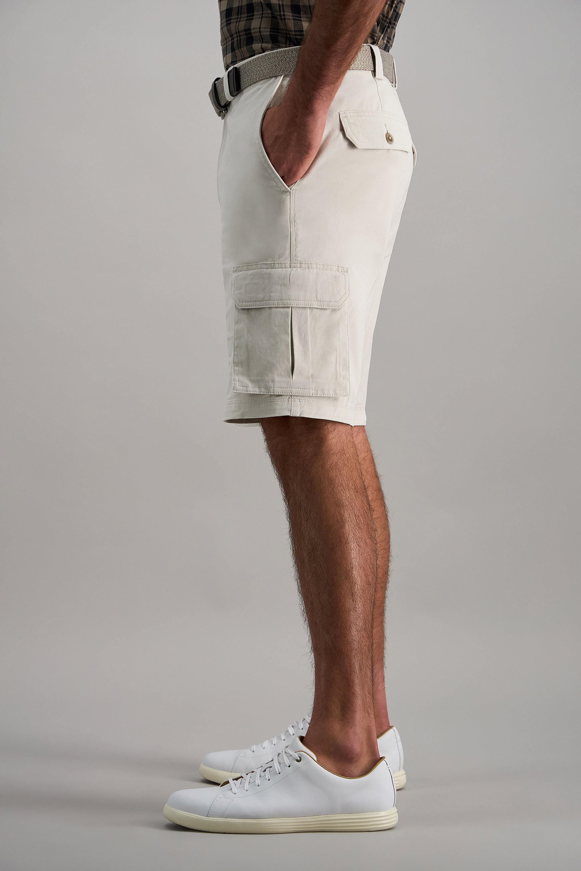 Stretch Cargo Short with Tech Pocketㅤ - Haggar.com