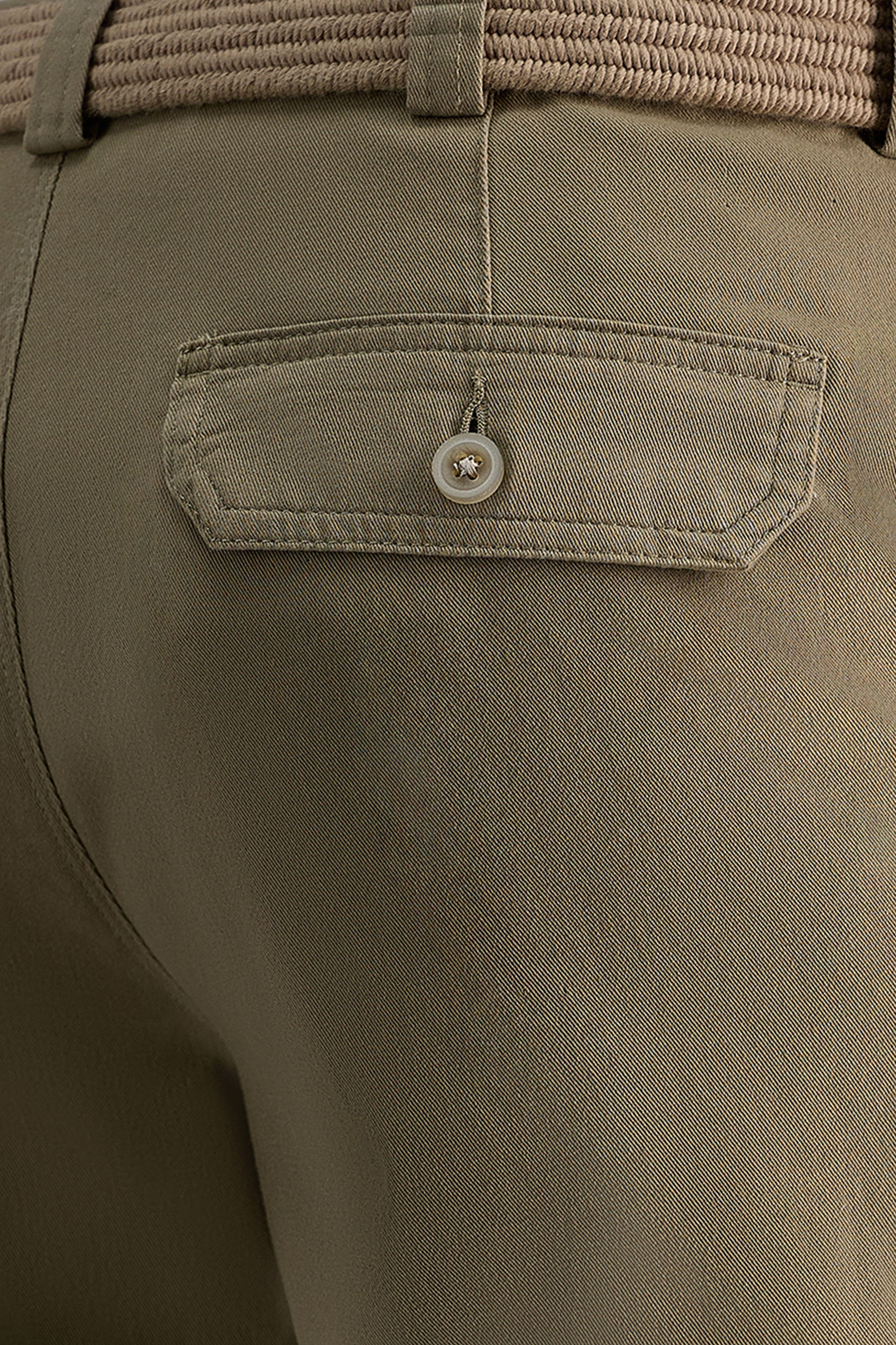 Stretch Cargo Short with Tech Pocketㅤ