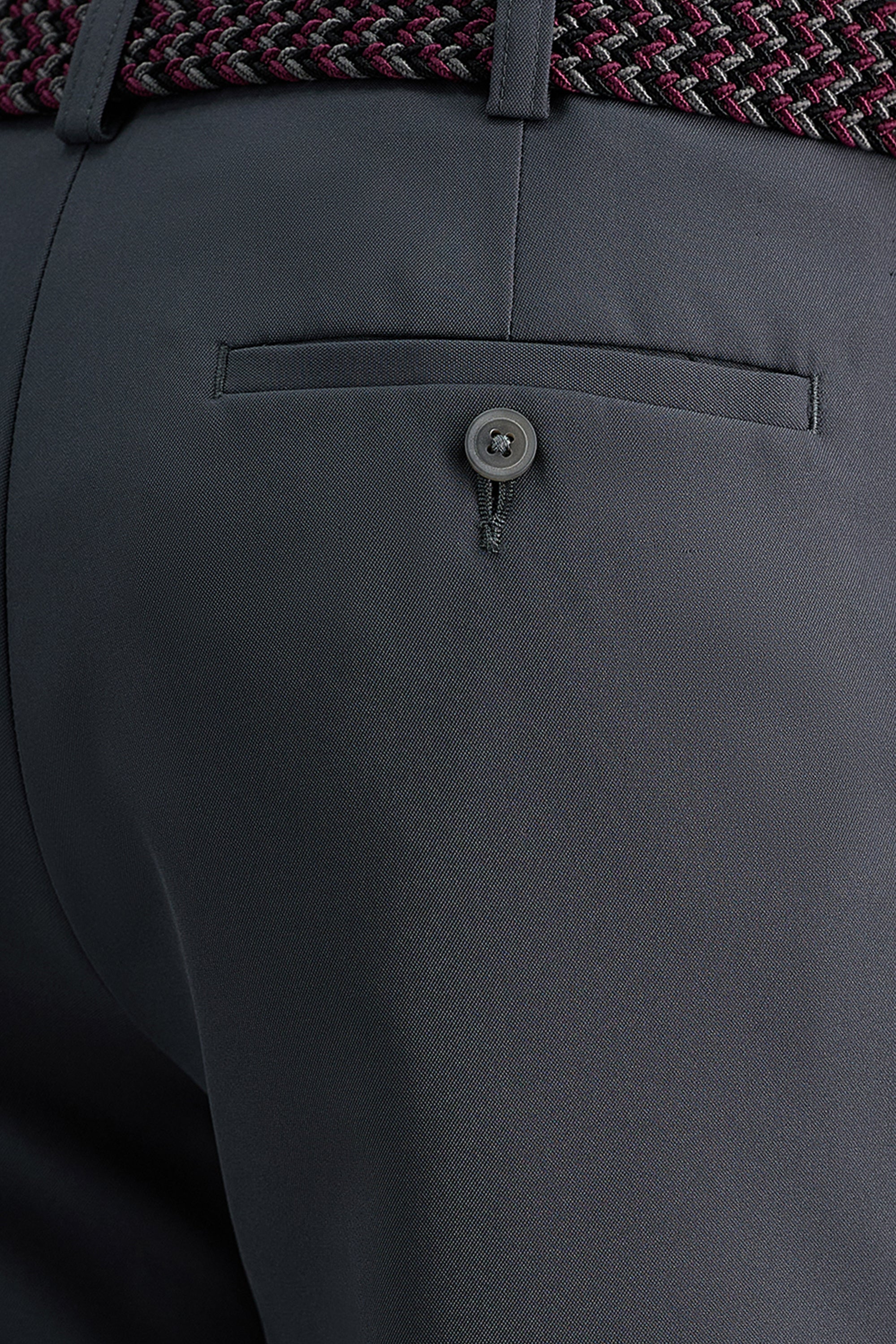 Cool 18® Pro Short