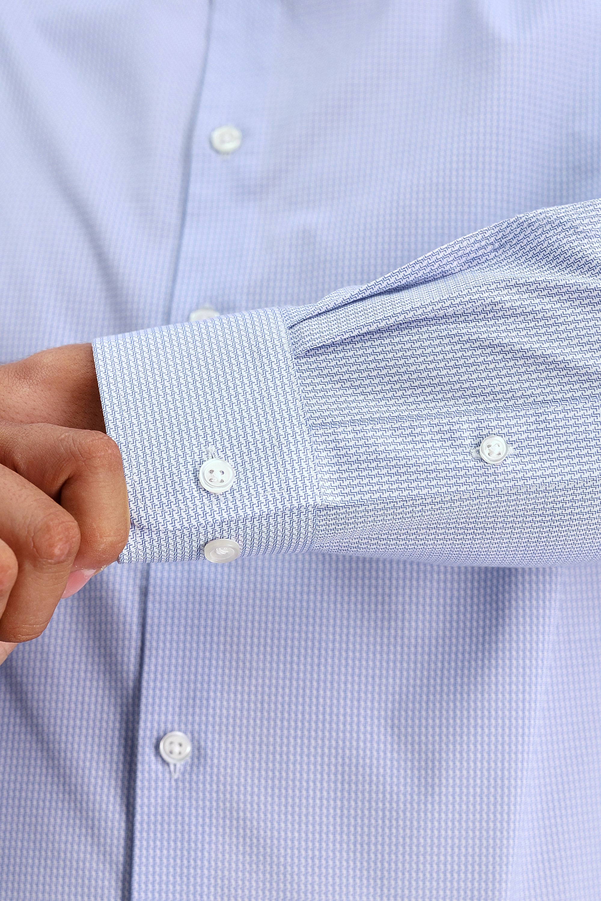 Big & Tall Wrinkle Free Classic Fit Dress Shirt - Haggar.com#color_light blue