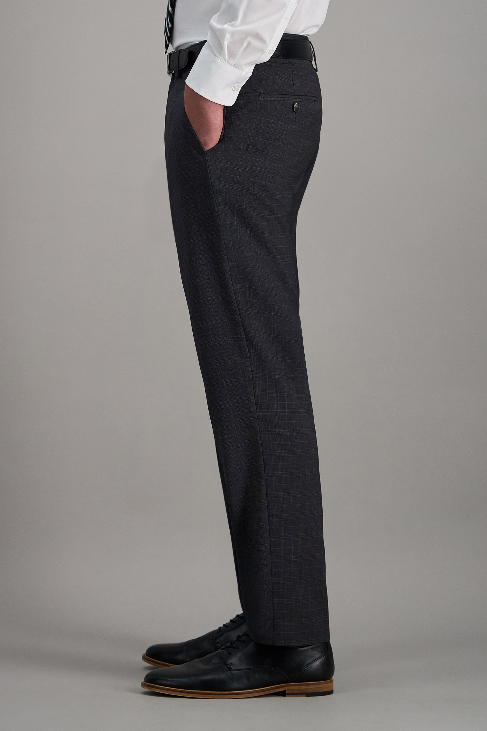 Haggar Pro Football Hall of Fame suit pant in classic black tailored fit, front view showing waistband and smooth fabric.#color_med grey