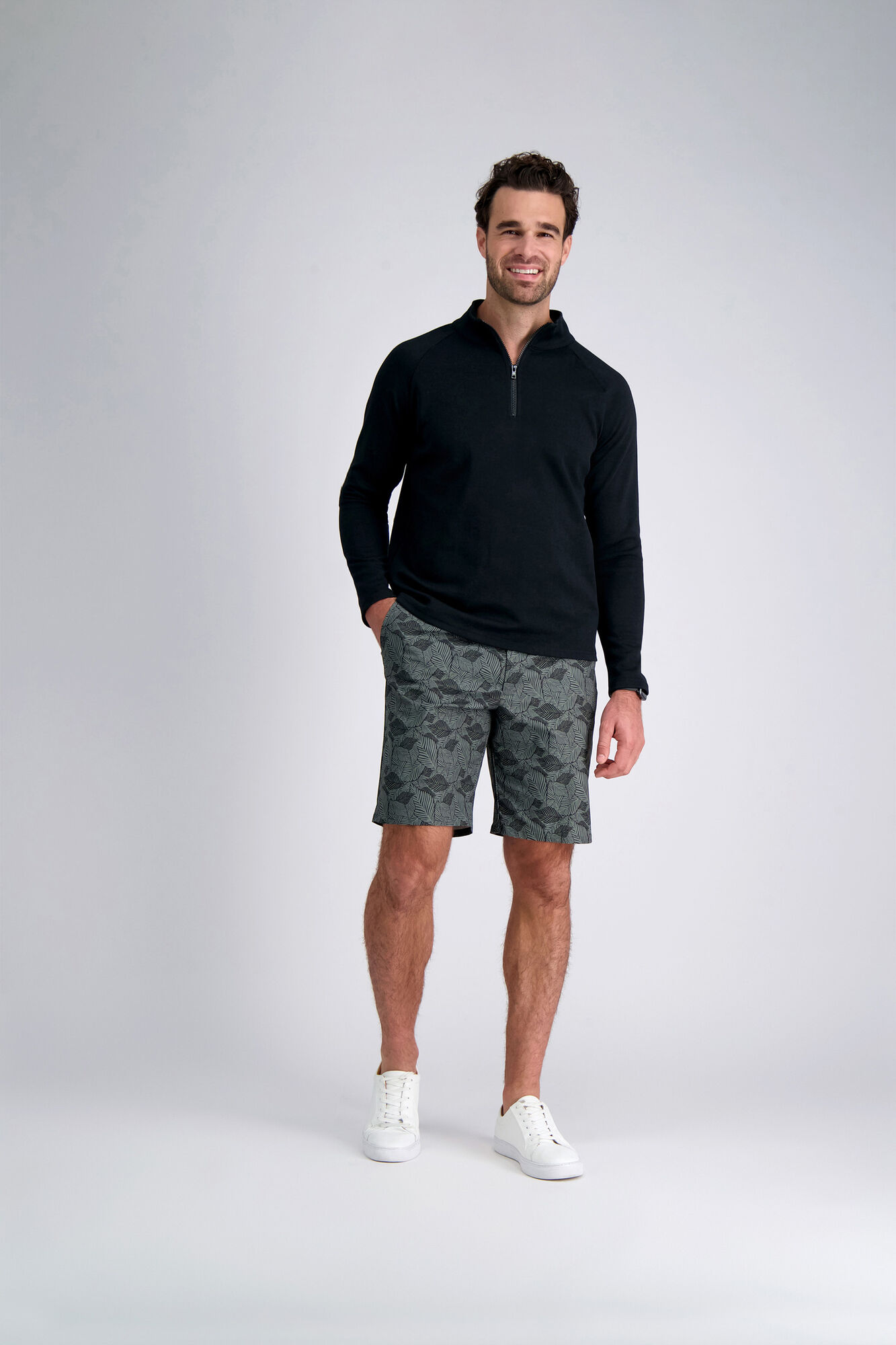 Haggar The Active Series Hybrid Leaves Print 9.5