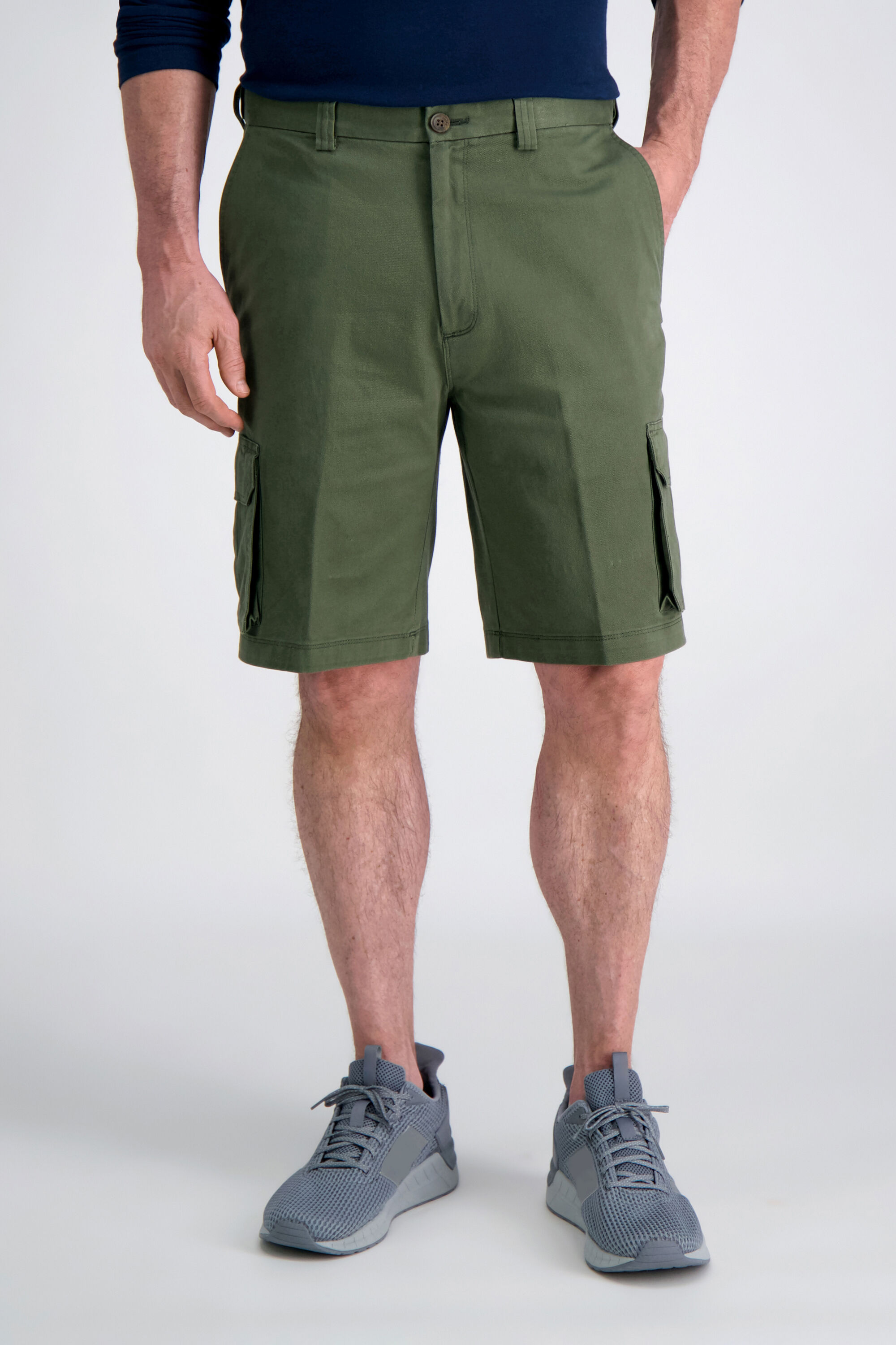 Cargo shorts with tech pocket new arrivals