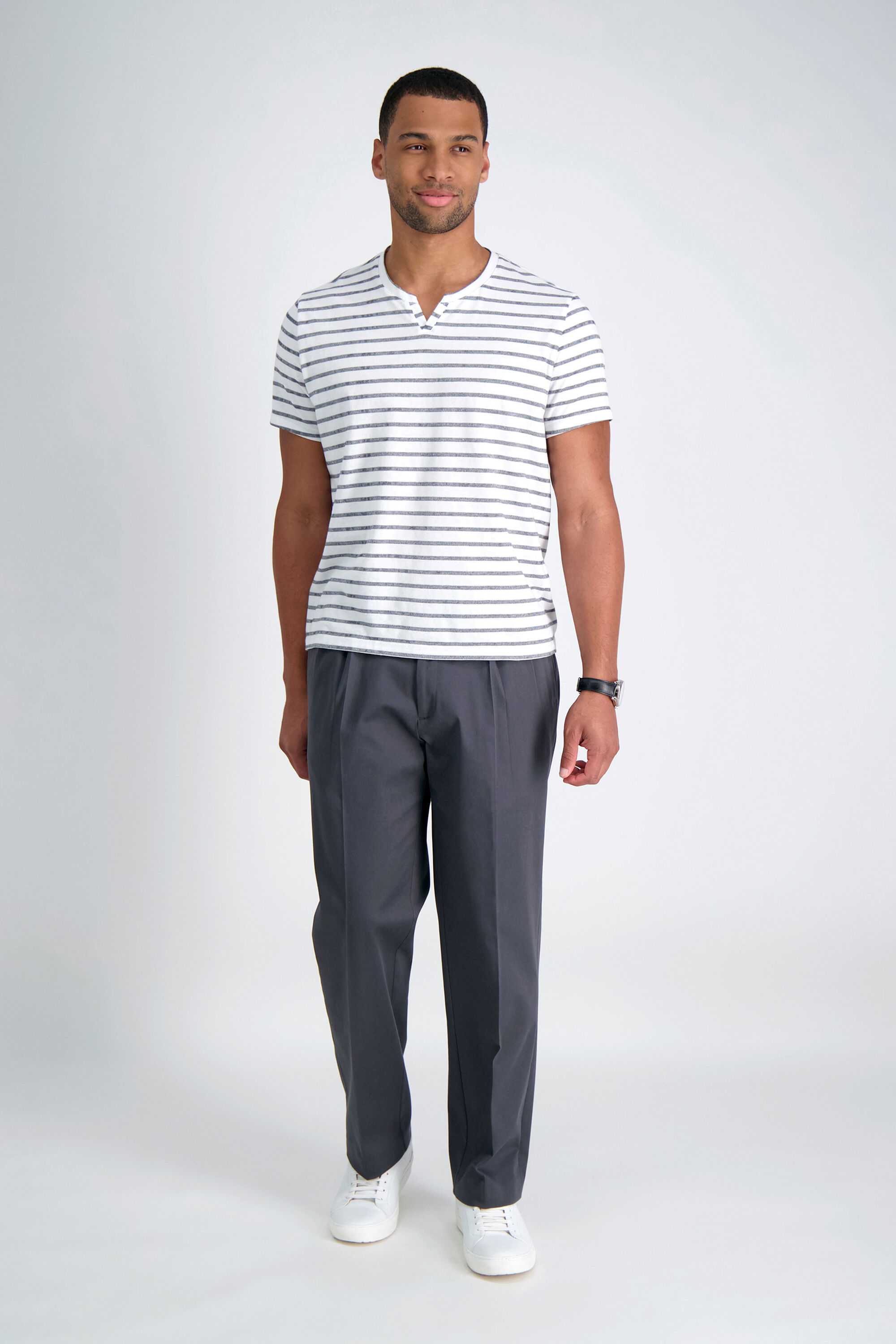 Grey pants outfit men casual 2025