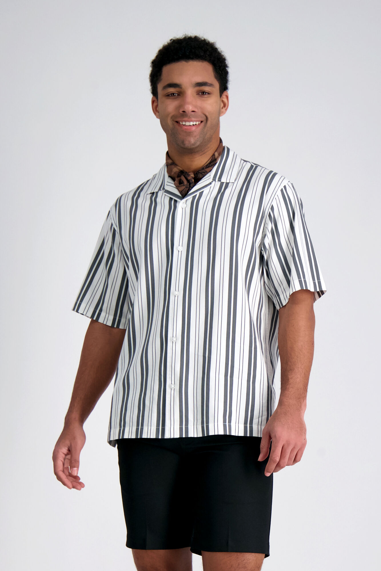 Haggar Short Sleeve Camp Shirt Charcoal (HW00548 Clothing Shirts & Tops) photo
