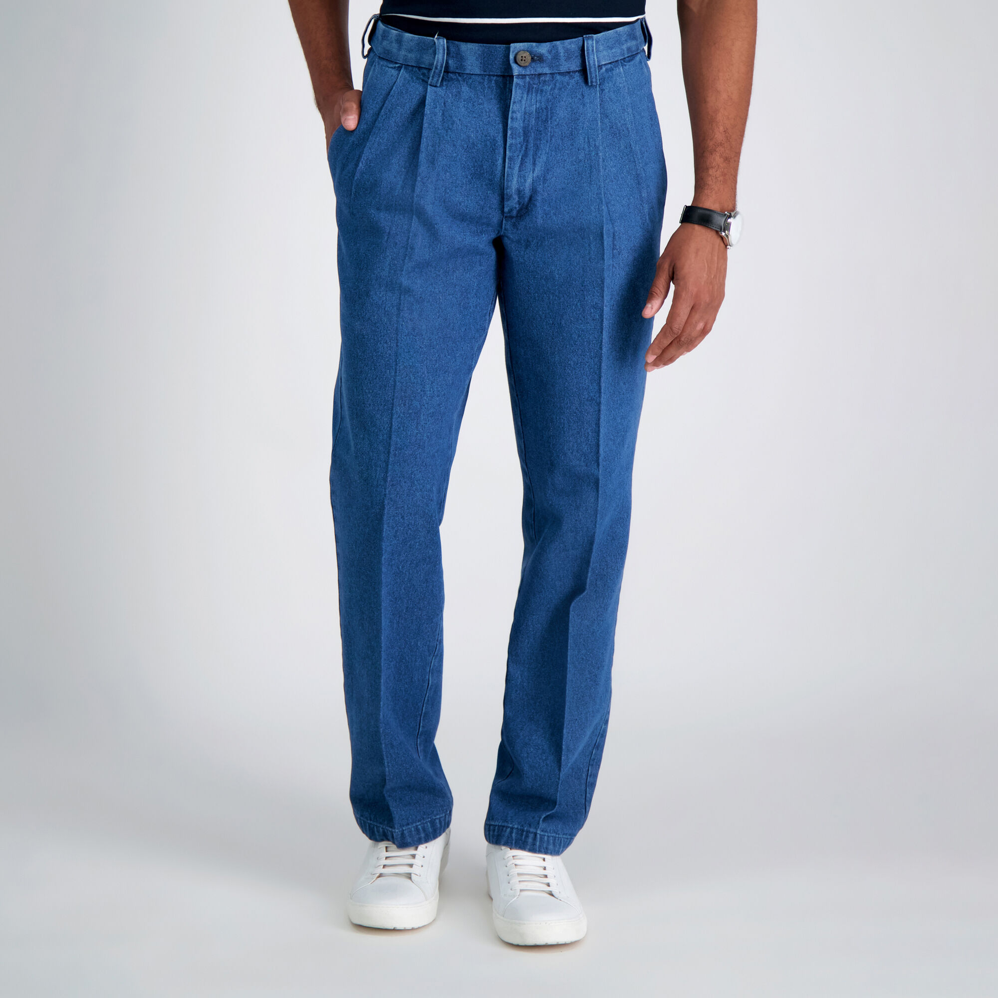Work to Weekend Denim Classic Fit Pleated No Iron Haggar