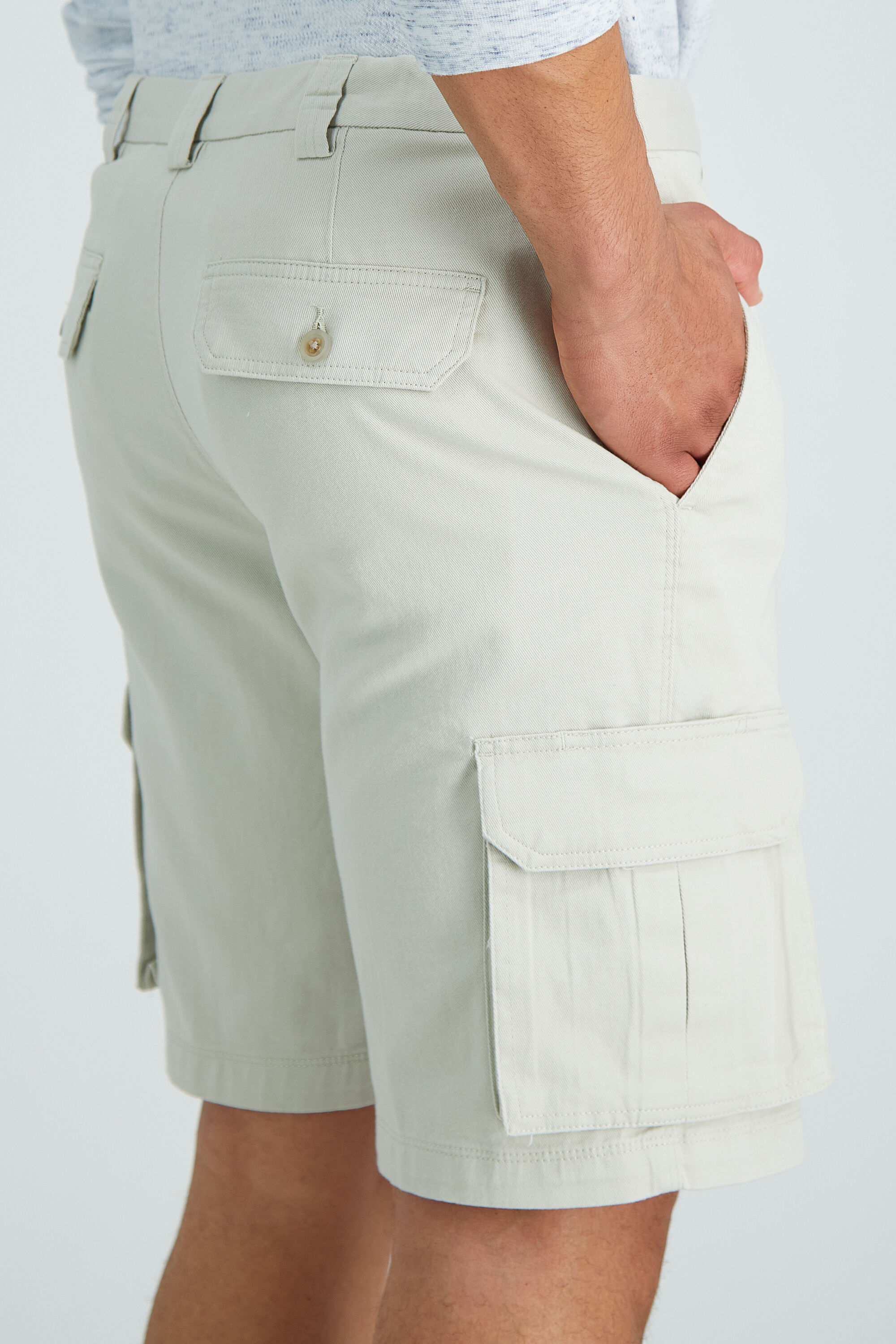 Haggar shorts with cell phone pocket top